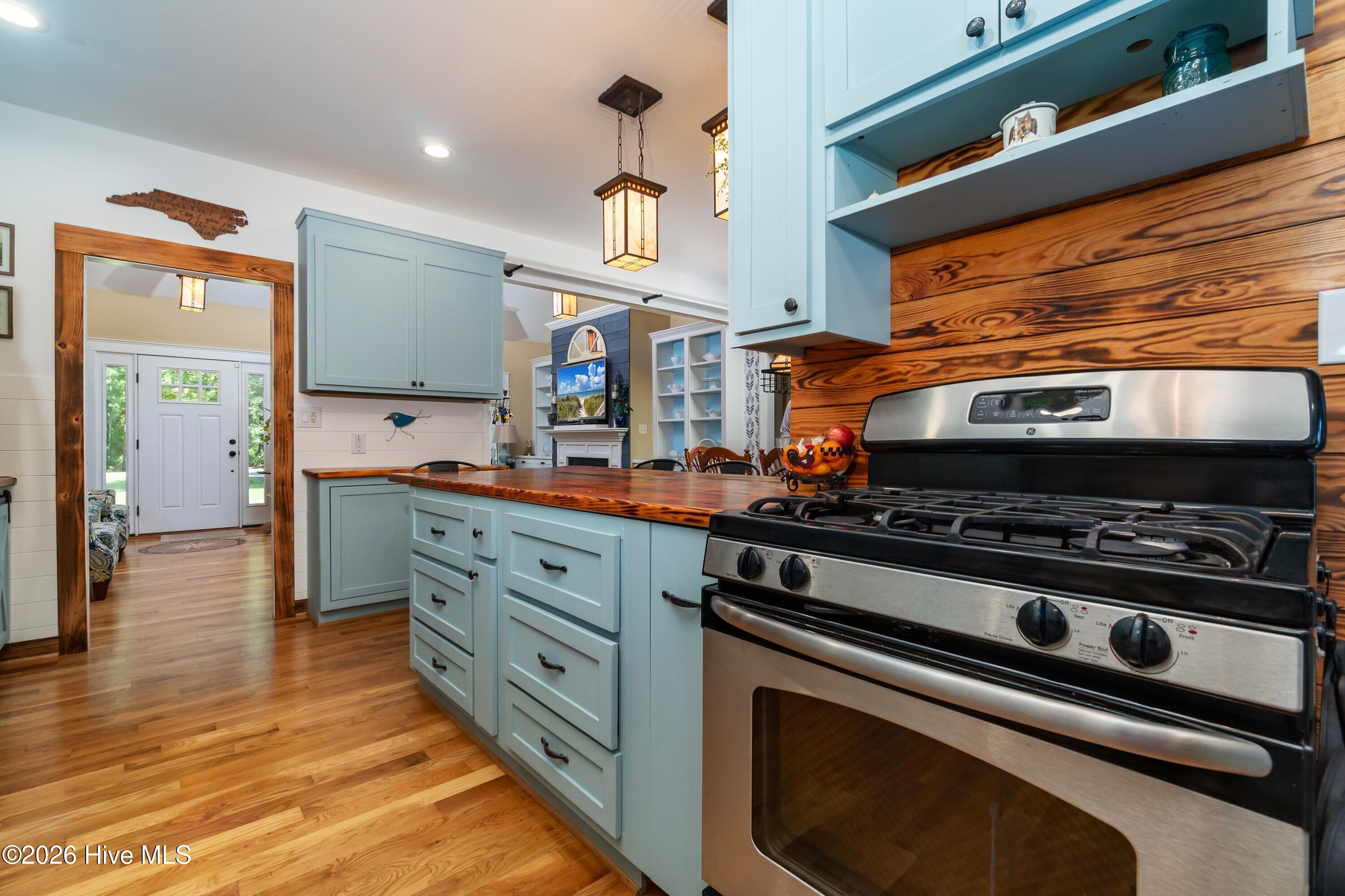 1406 Seafarer Drive,Oriental