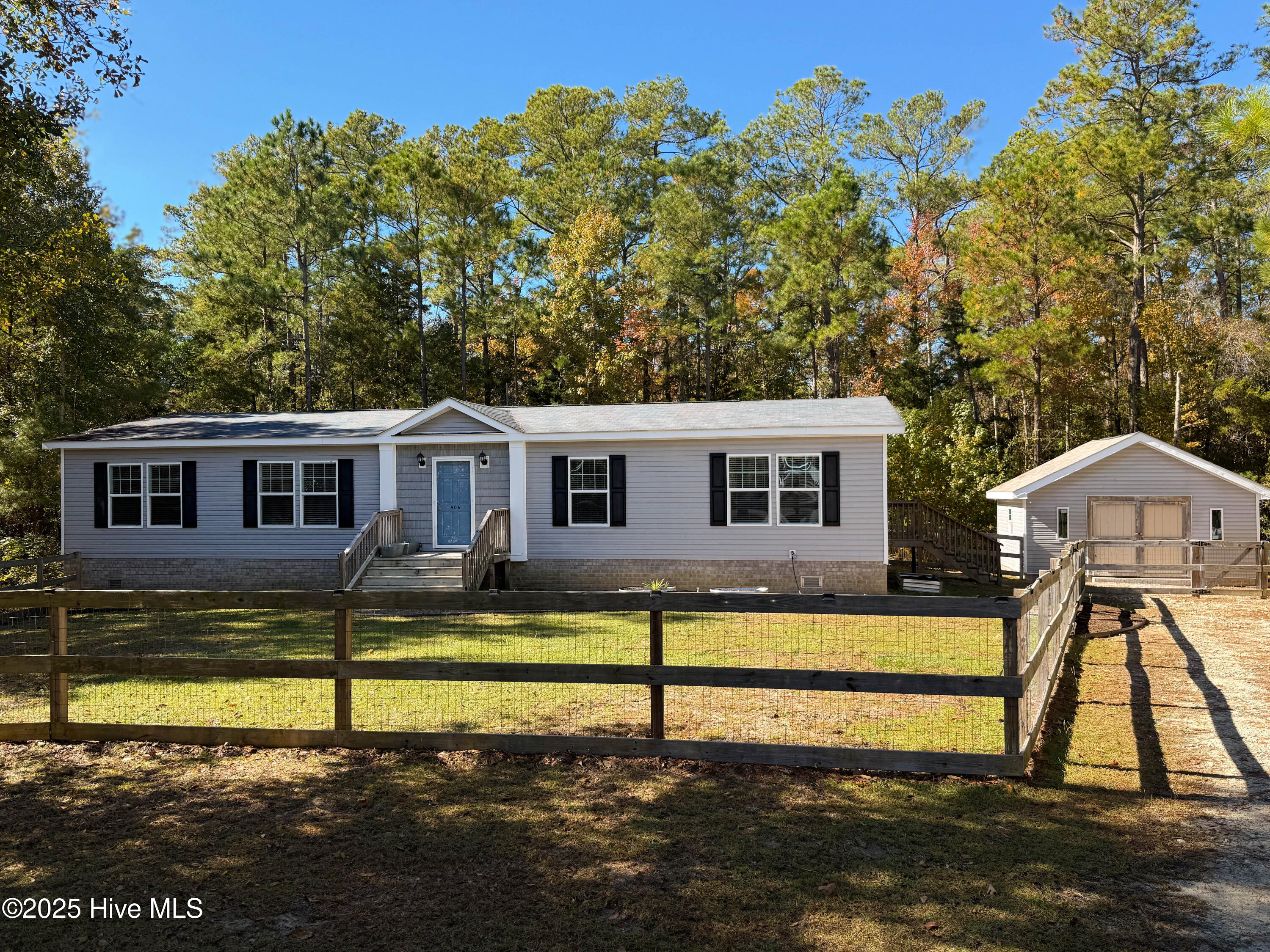 100540094 | Photo 73