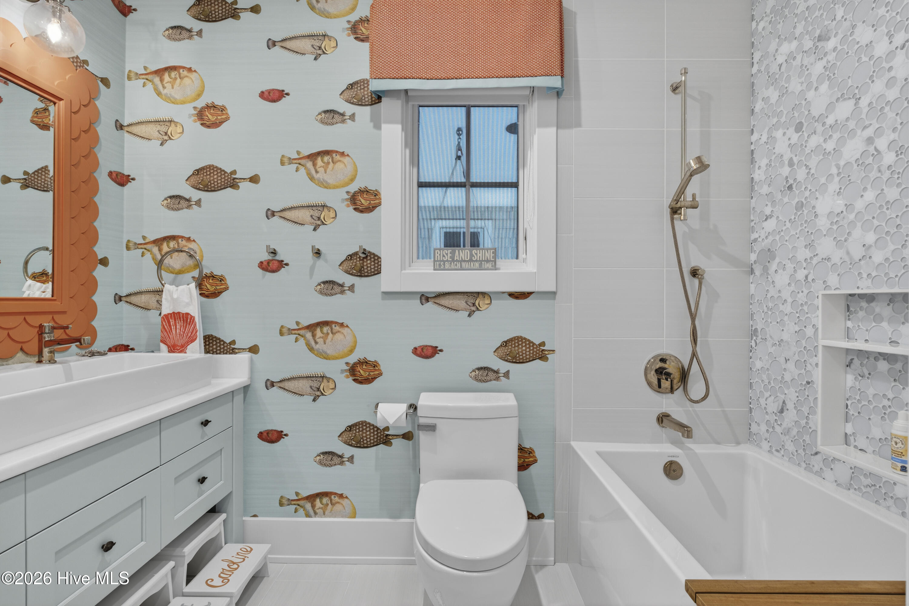 100557560 | Photo 37