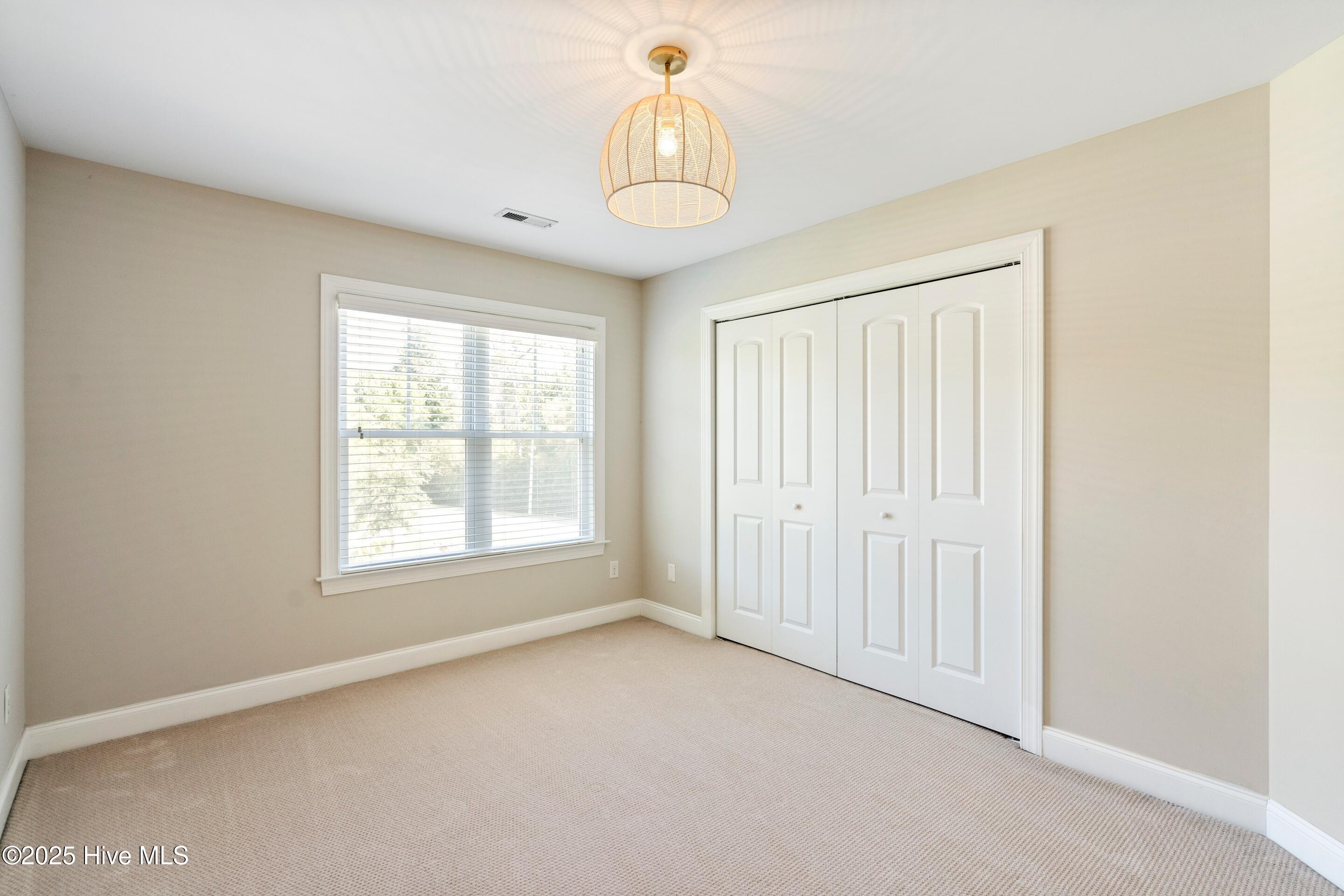 100529495 | Photo 39