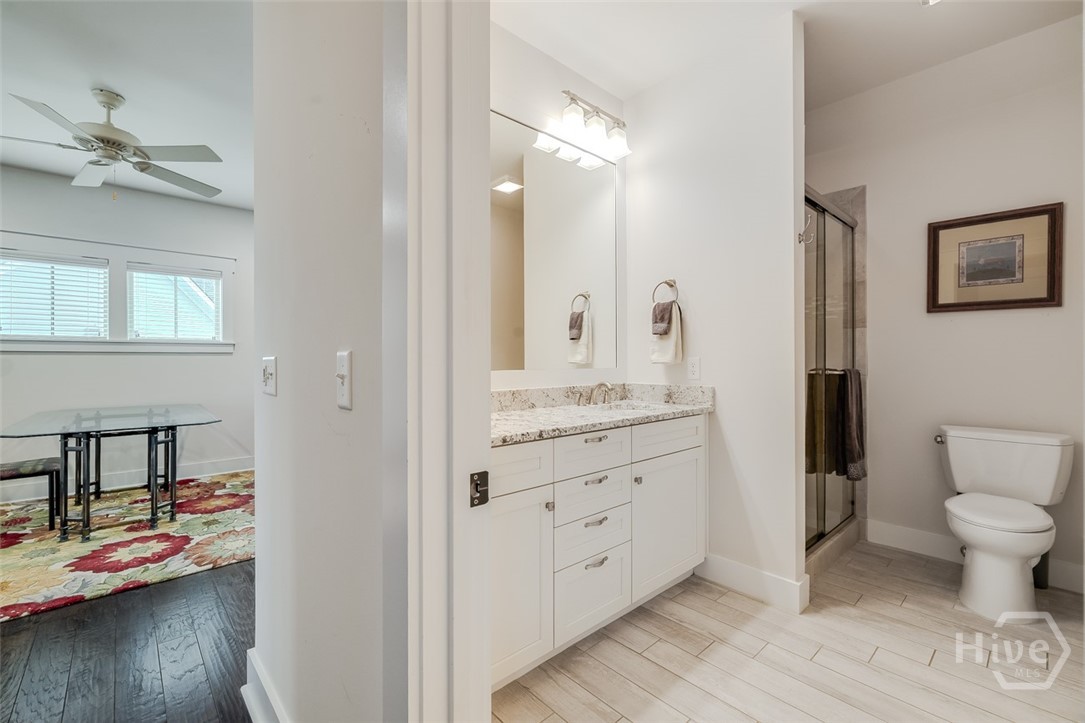 Jack and Jill bathroom for bedrooms 2 and 3