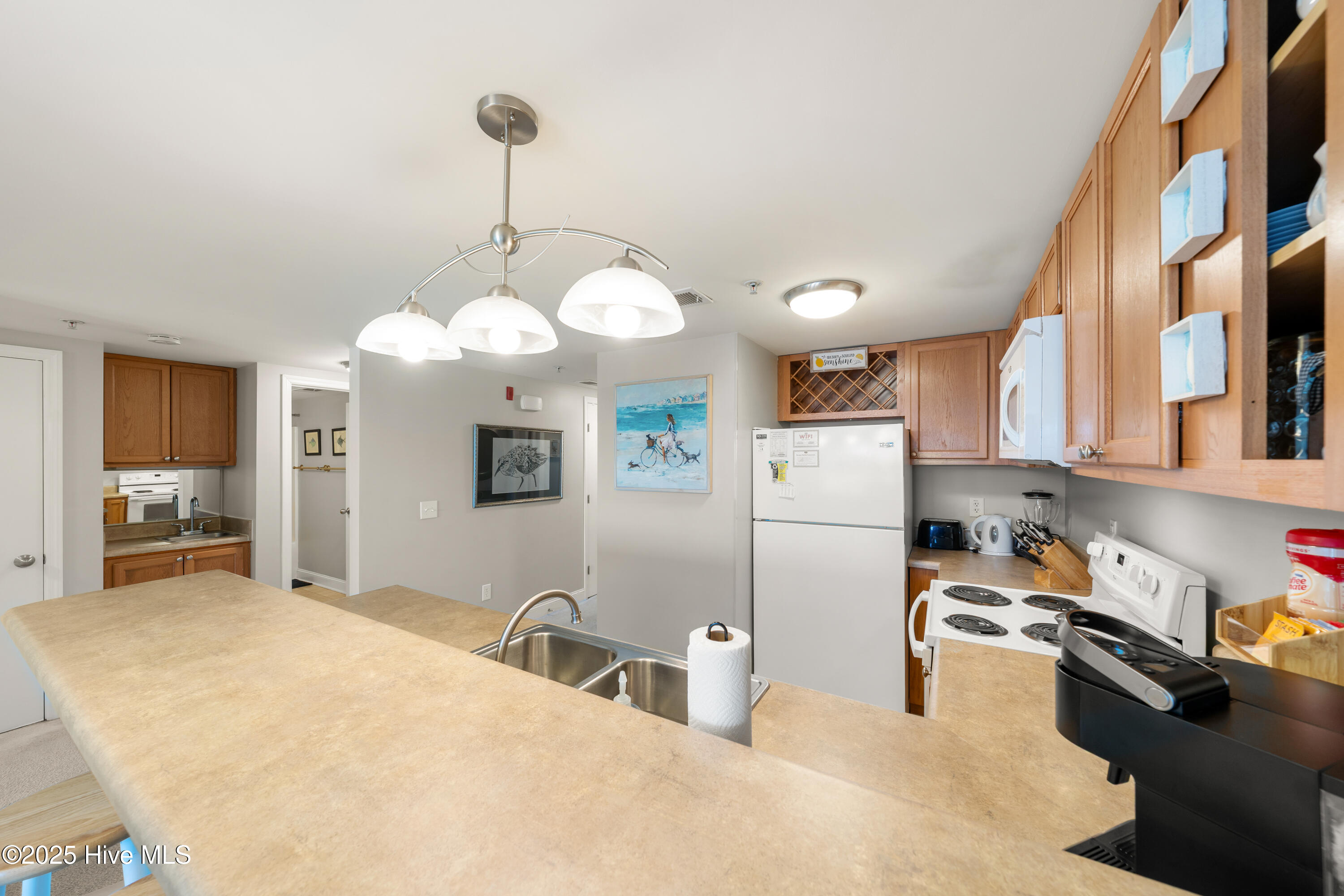 100536900 | Photo 27