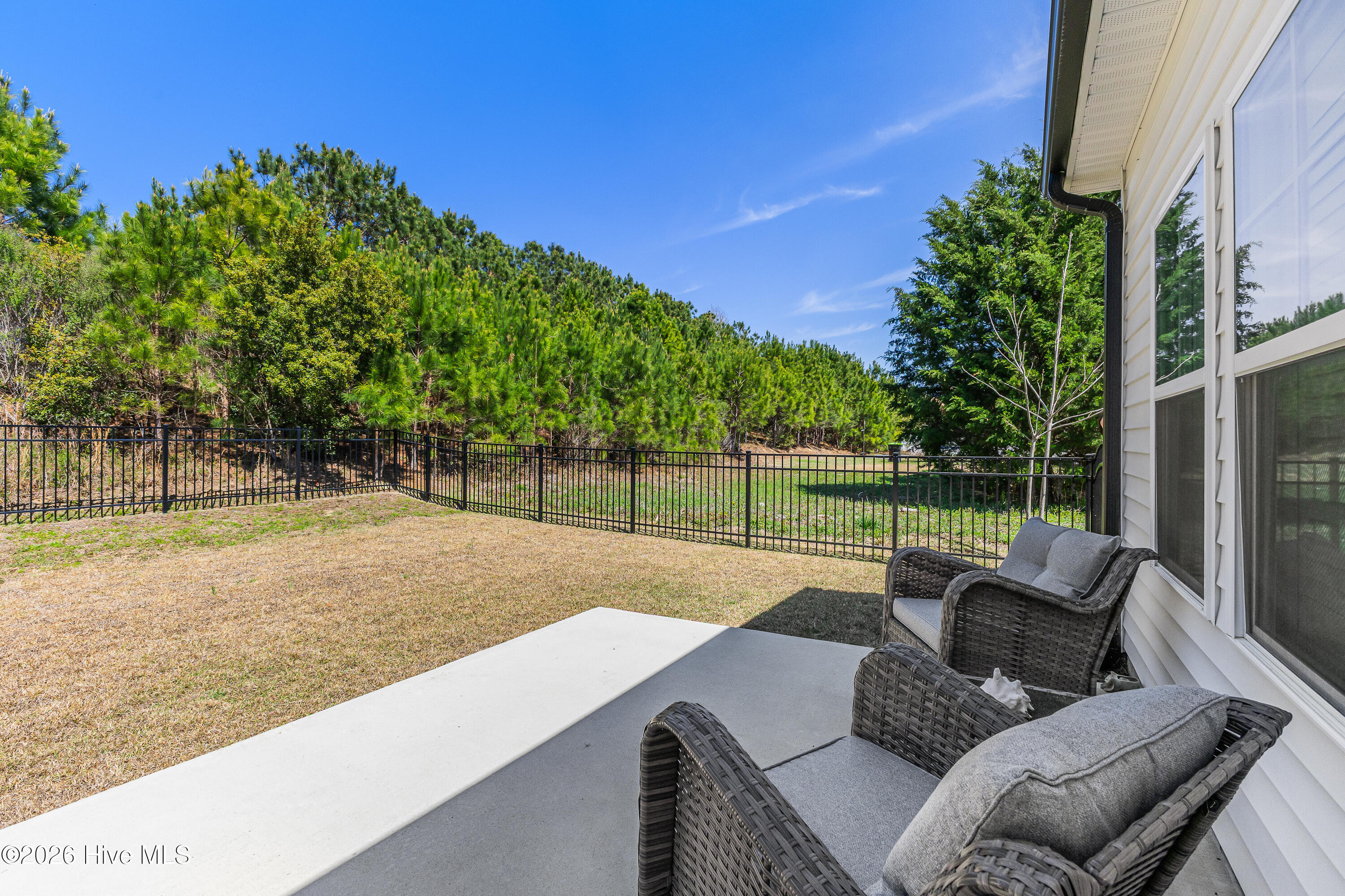 100562750 | Photo 34