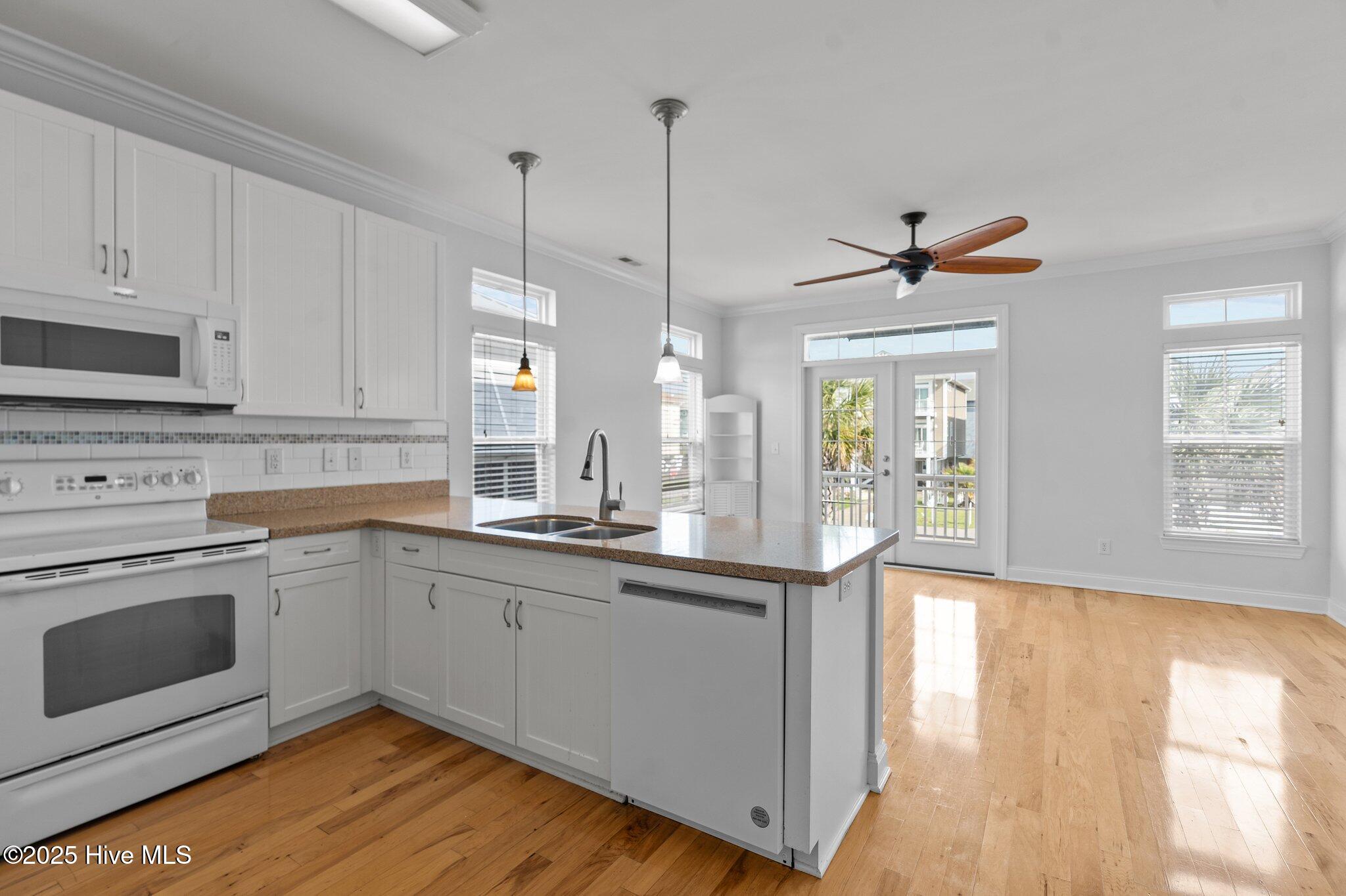 505 Tennessee Avenue Unit 2, Carolina Beach, NC 28428 – photo 12: 12