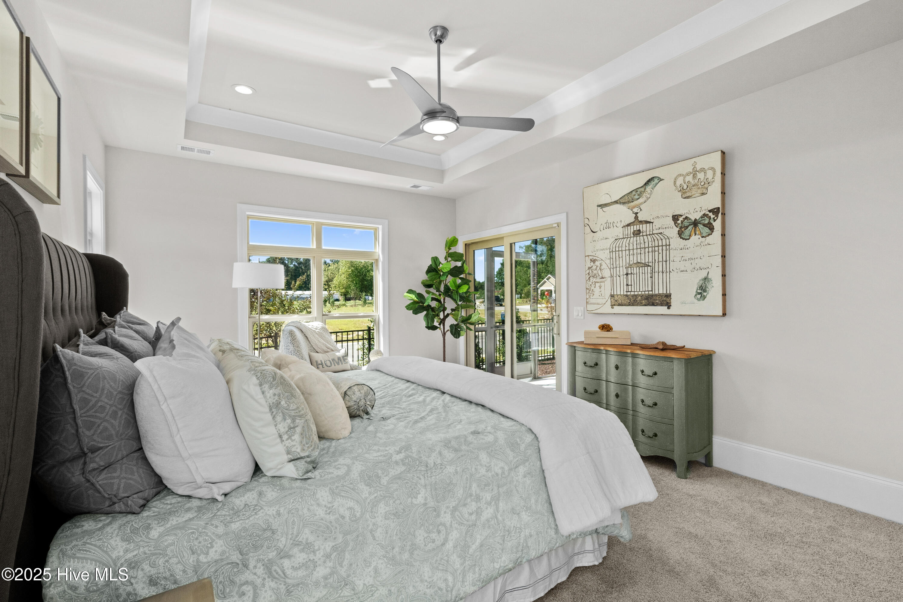 100496810 | Photo 28