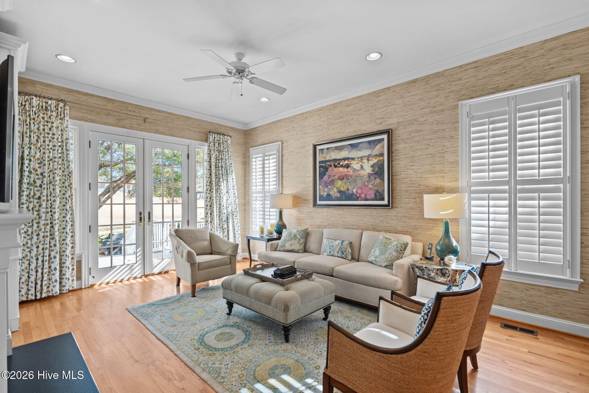 100554468 | Photo 11