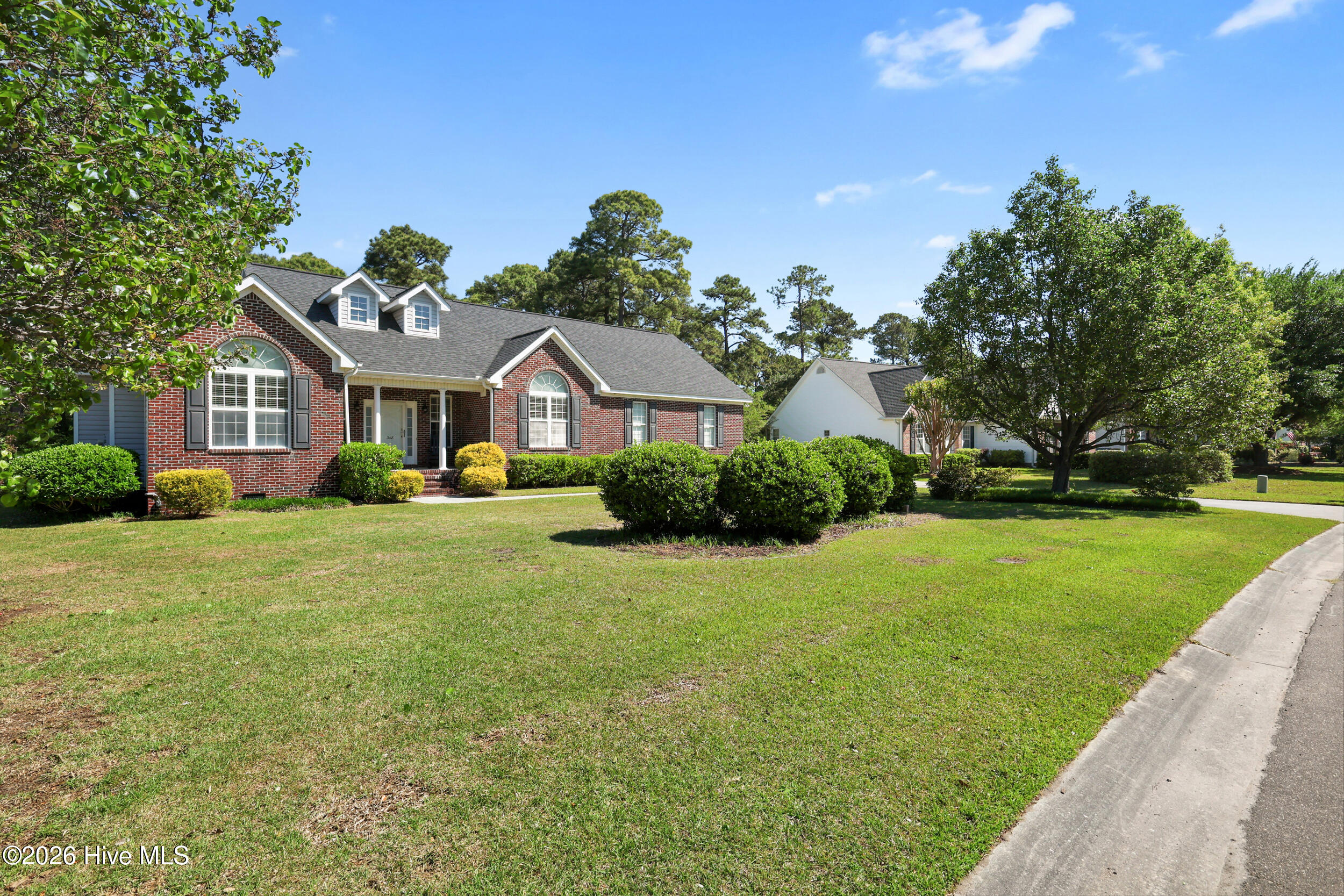 100568942 | Photo 44