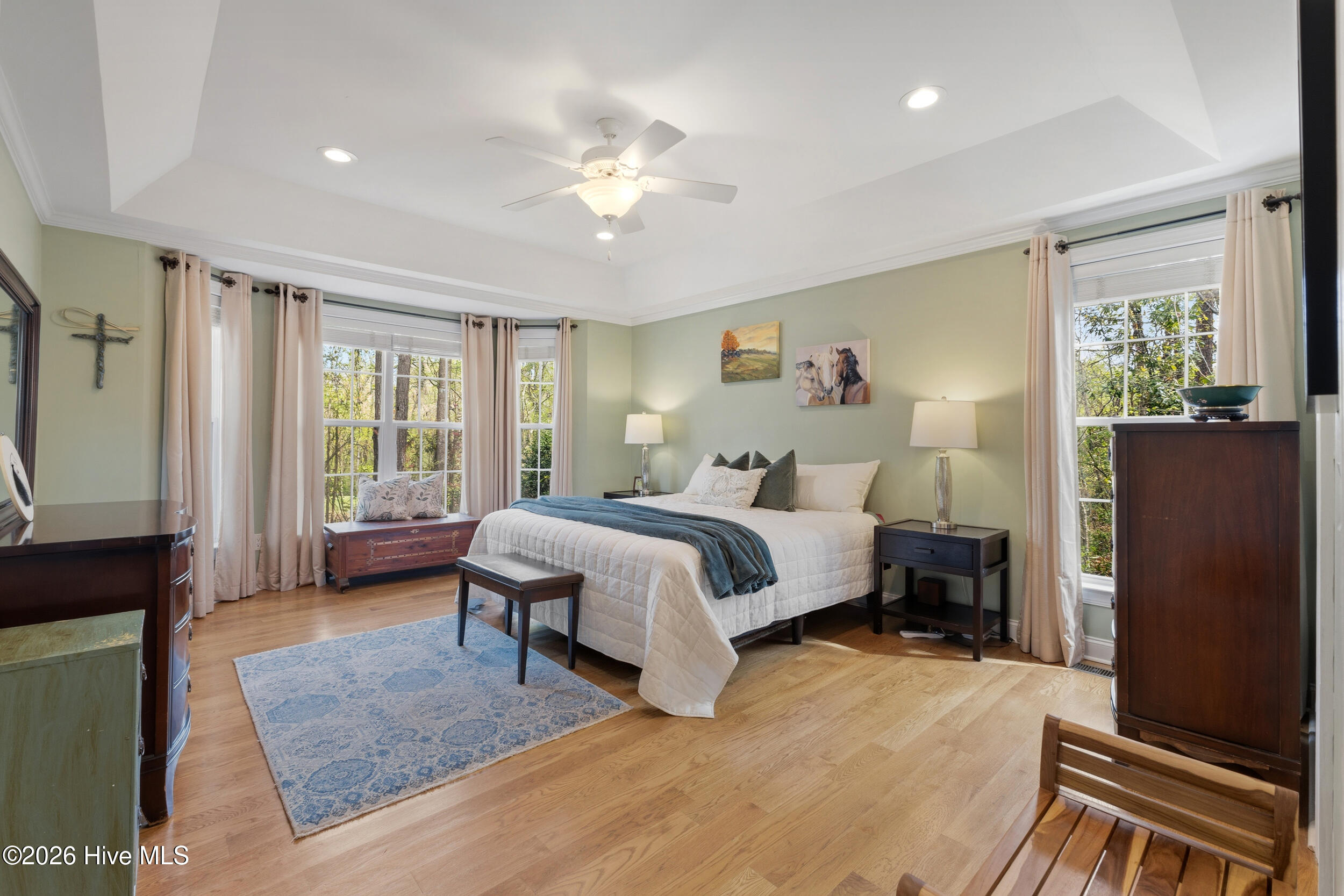 100564040 | Photo 20