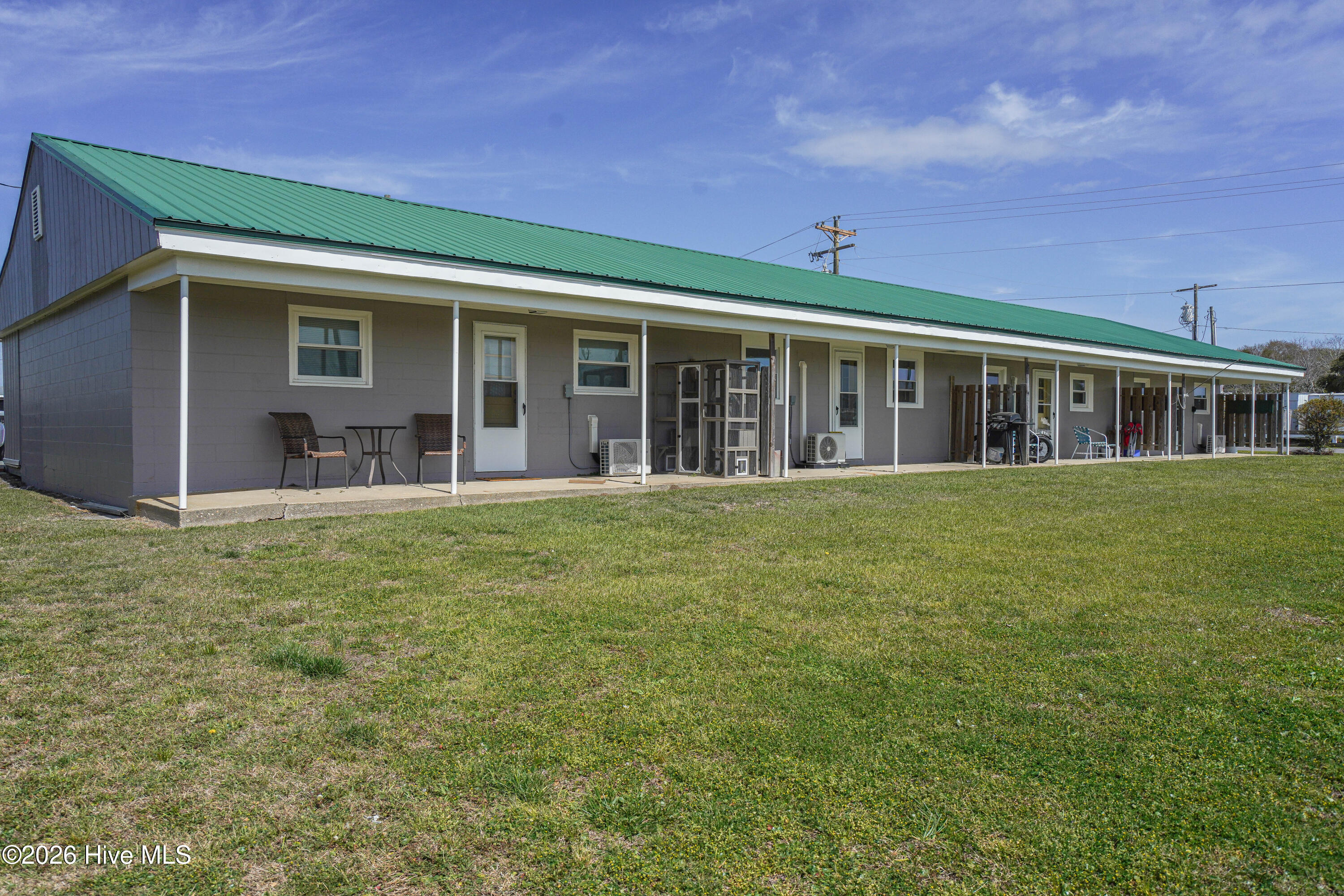 100564102 | Photo 54