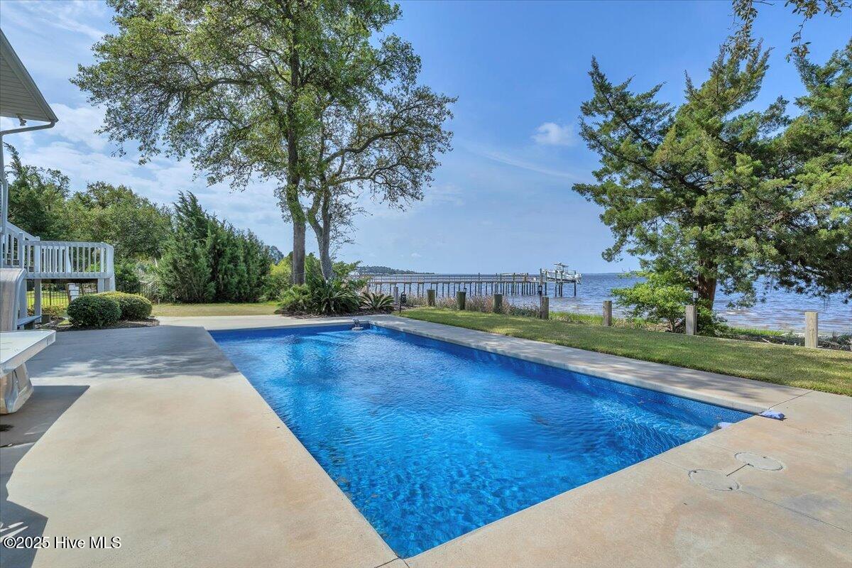 8824 Shipwatch Drive, Wilmington, NC 28412 – photo 5: 103-Final 8824 Shipwatch Dr -RJREM-4874