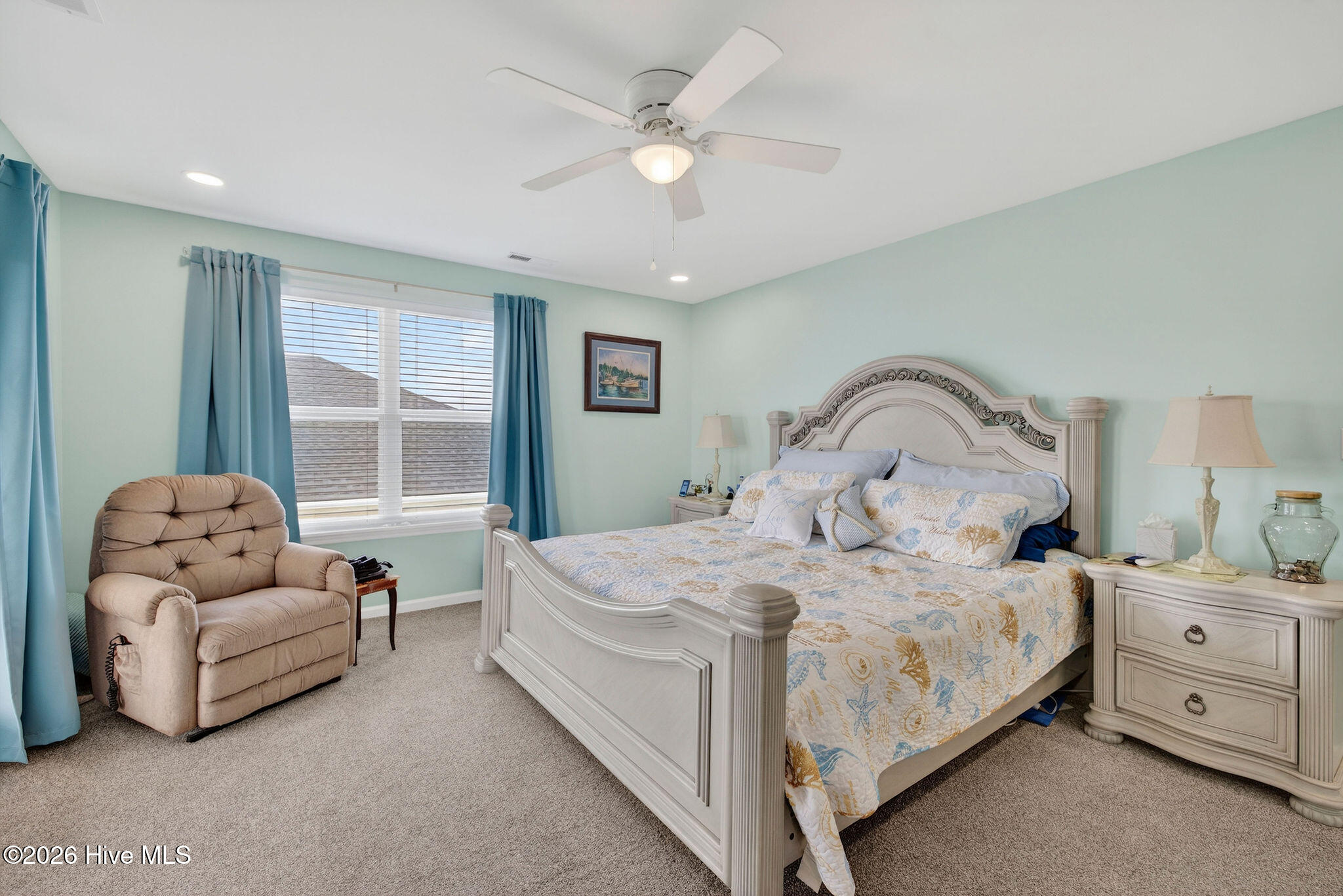 100558217 | Photo 30