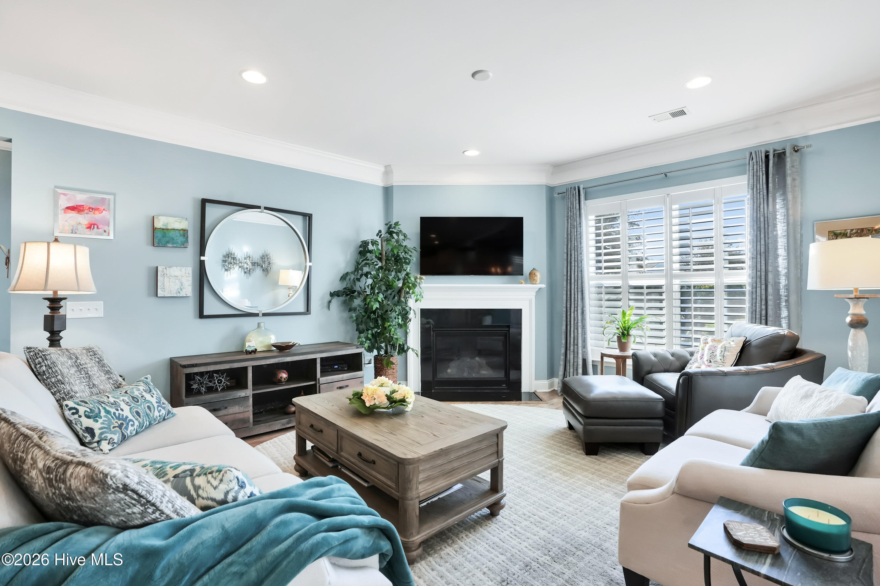 100555746 | Photo 21