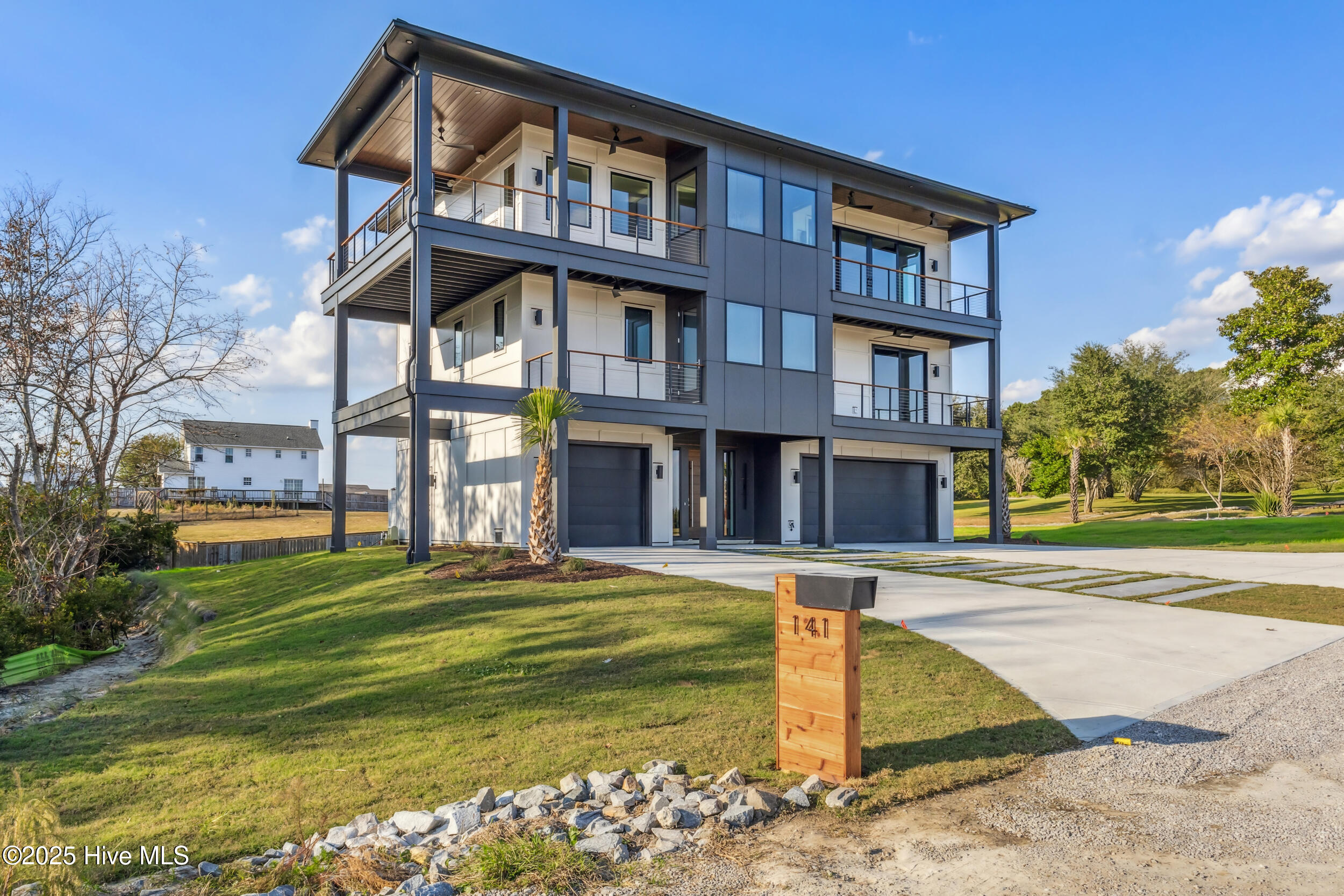 141 Dogwood Lane, Hampstead, NC, 28443