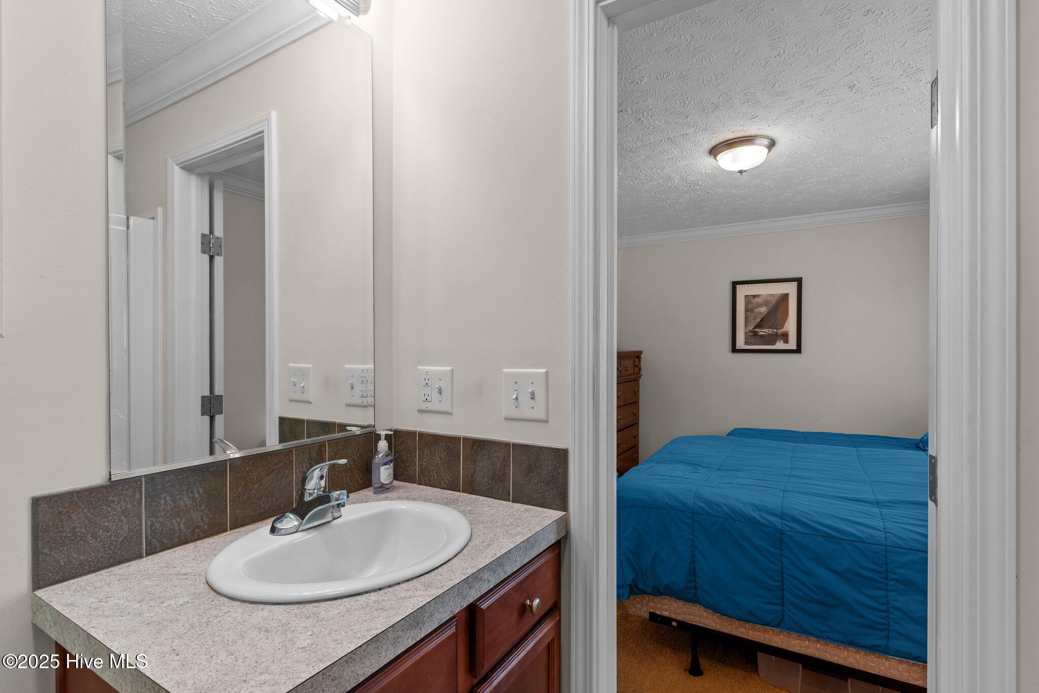 100509442 | Photo 27