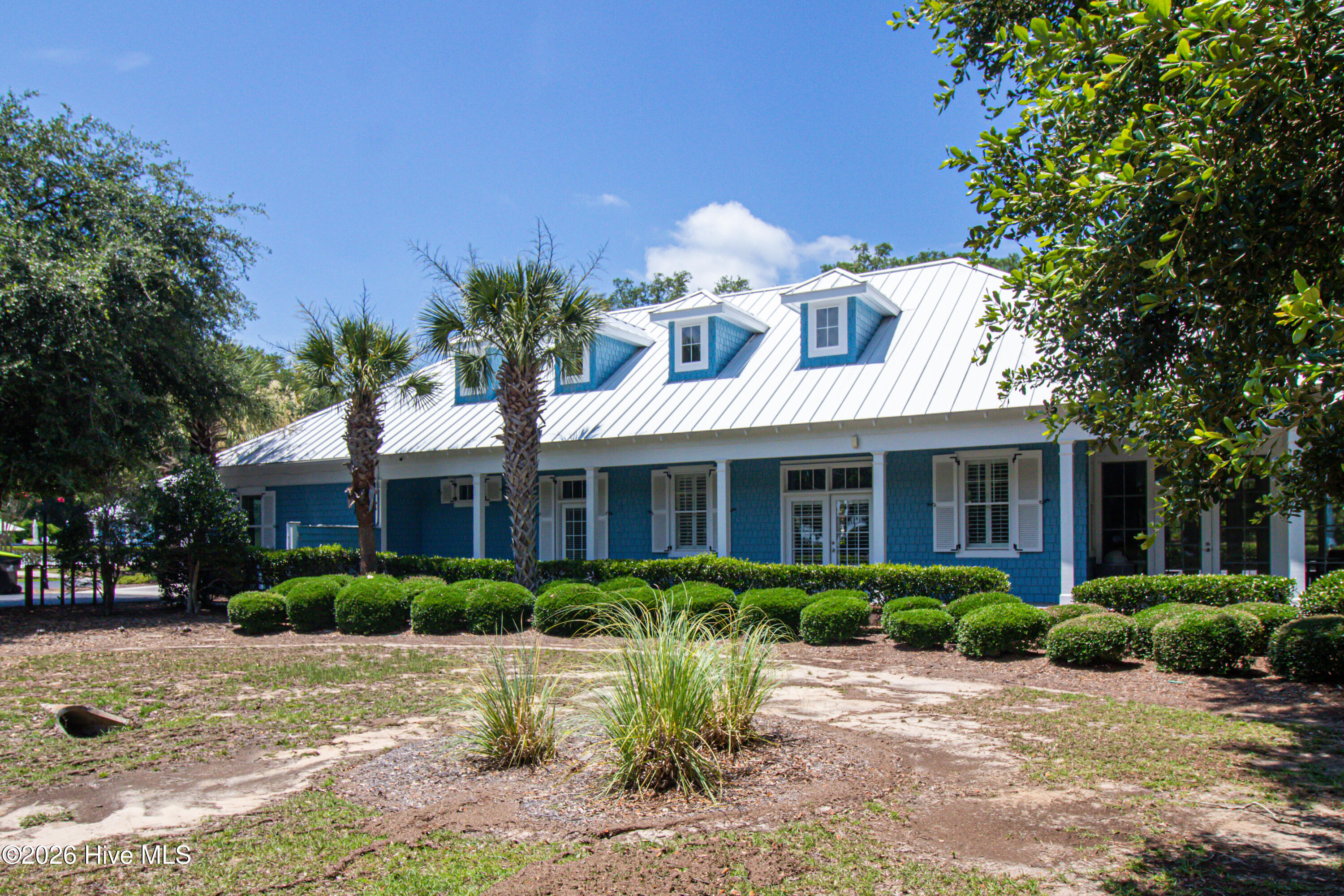 100557802 | Photo 30