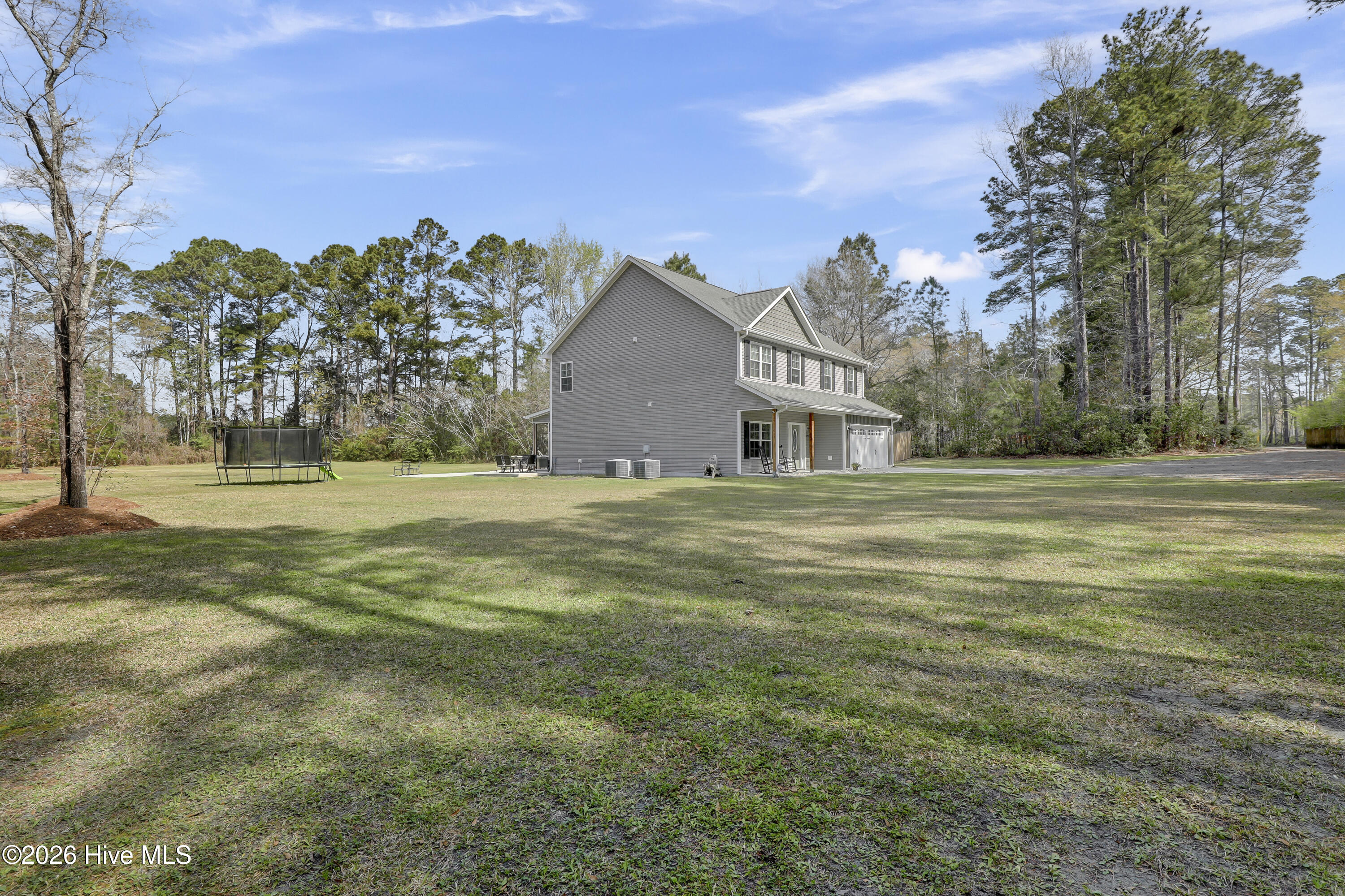 100562541 | Photo 43