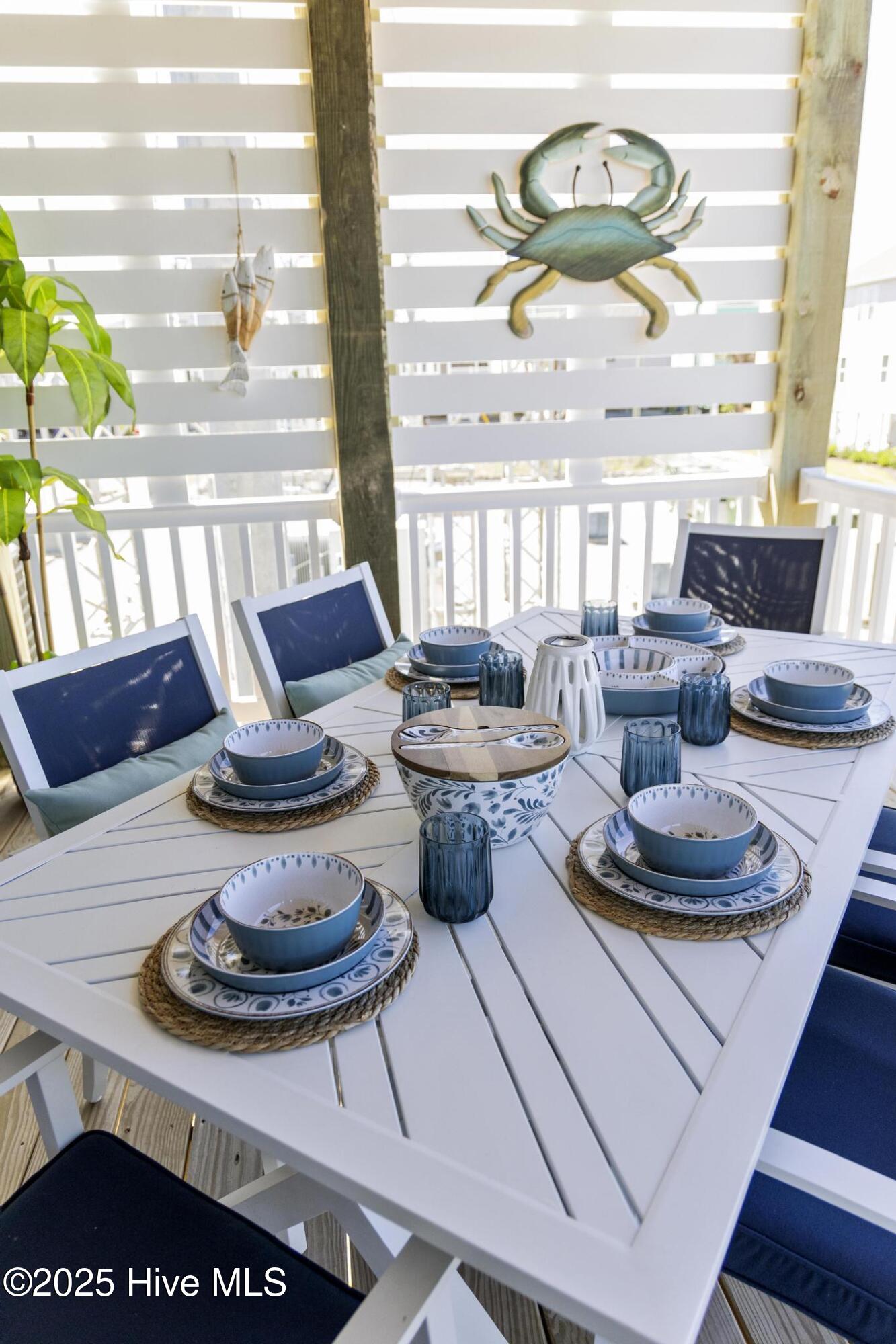 100498543 | Photo 66