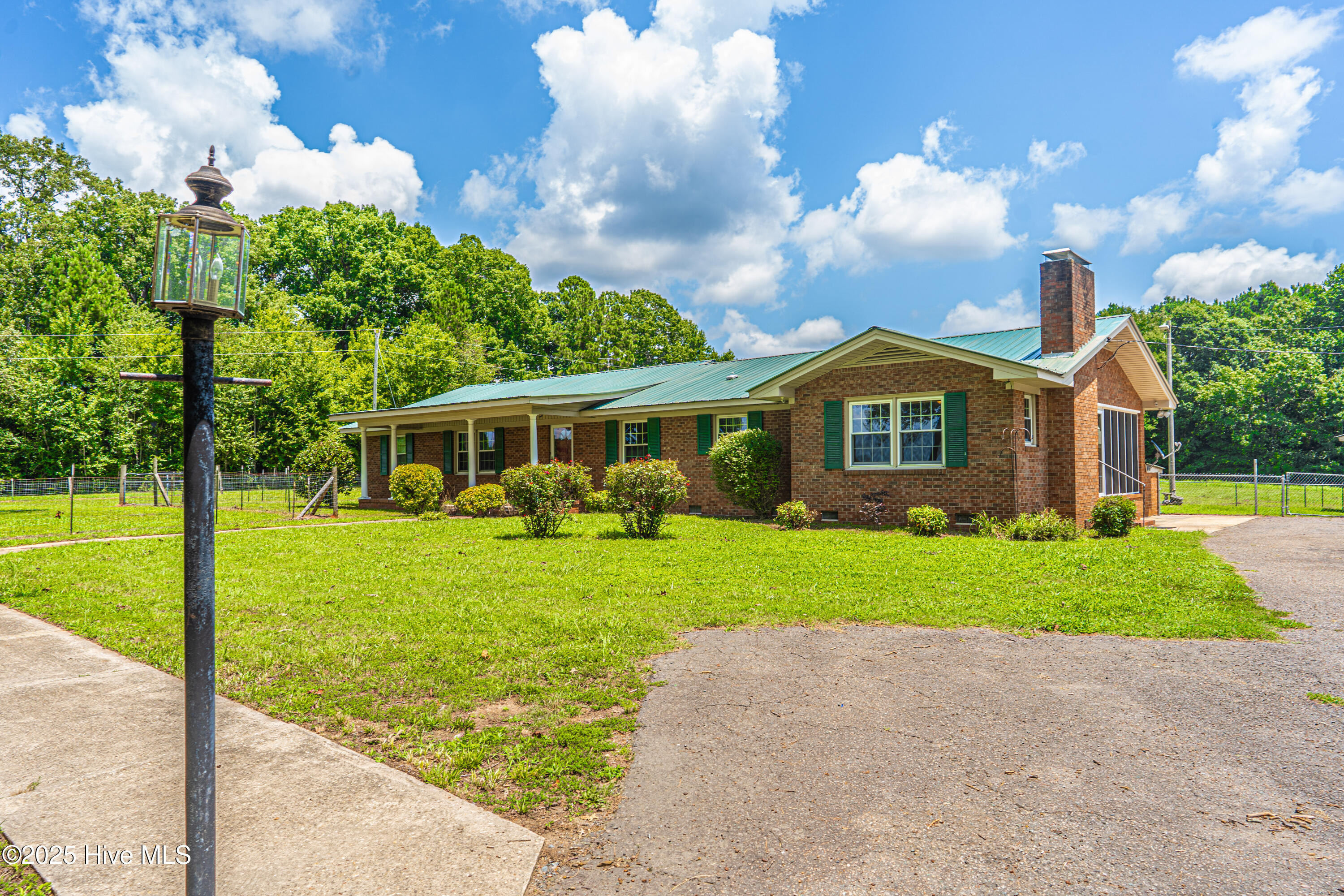 383 Lakey Siding Road