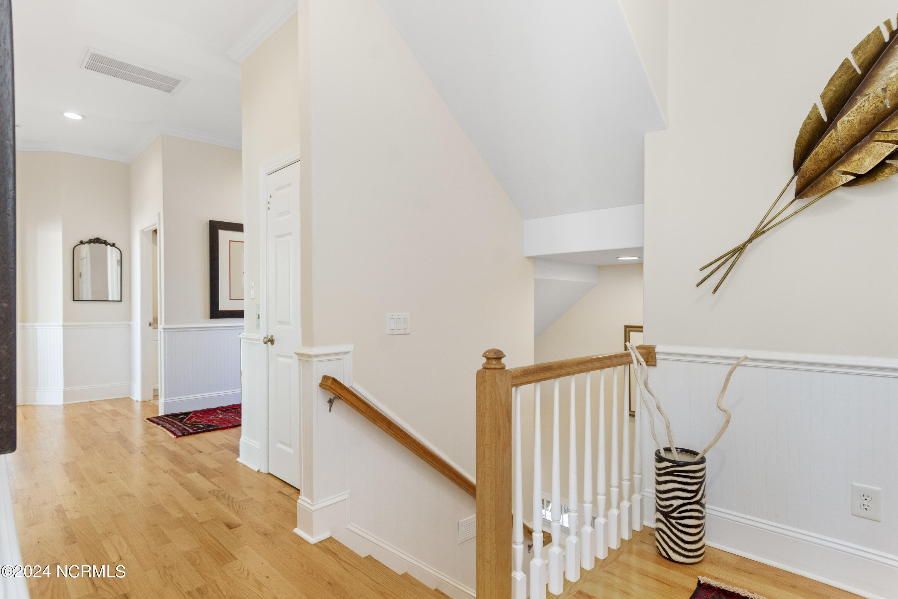 100429078 | Photo 37