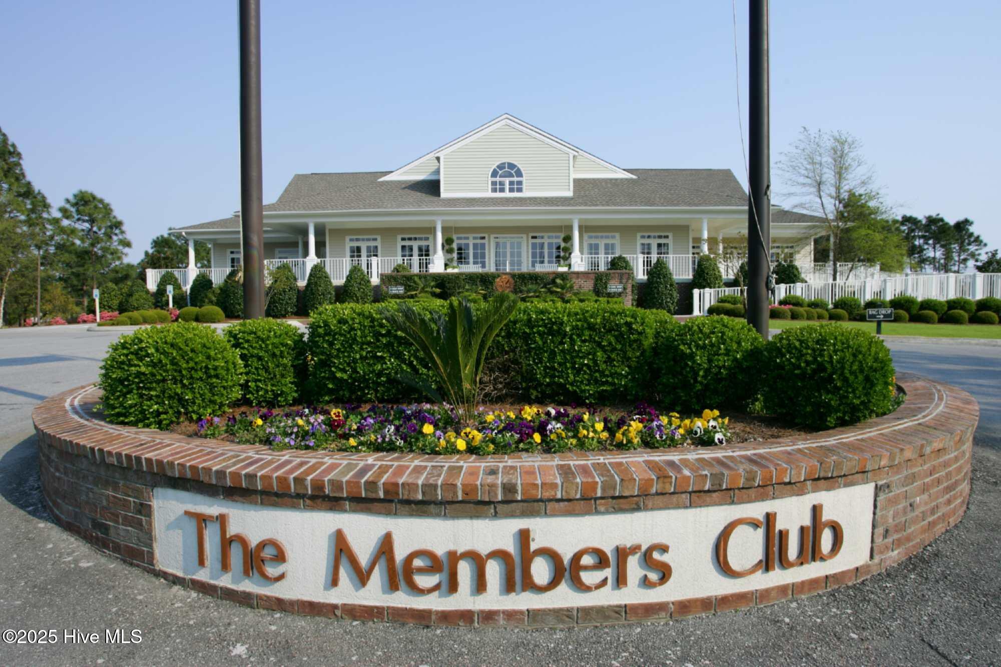 100534915 | Photo 41