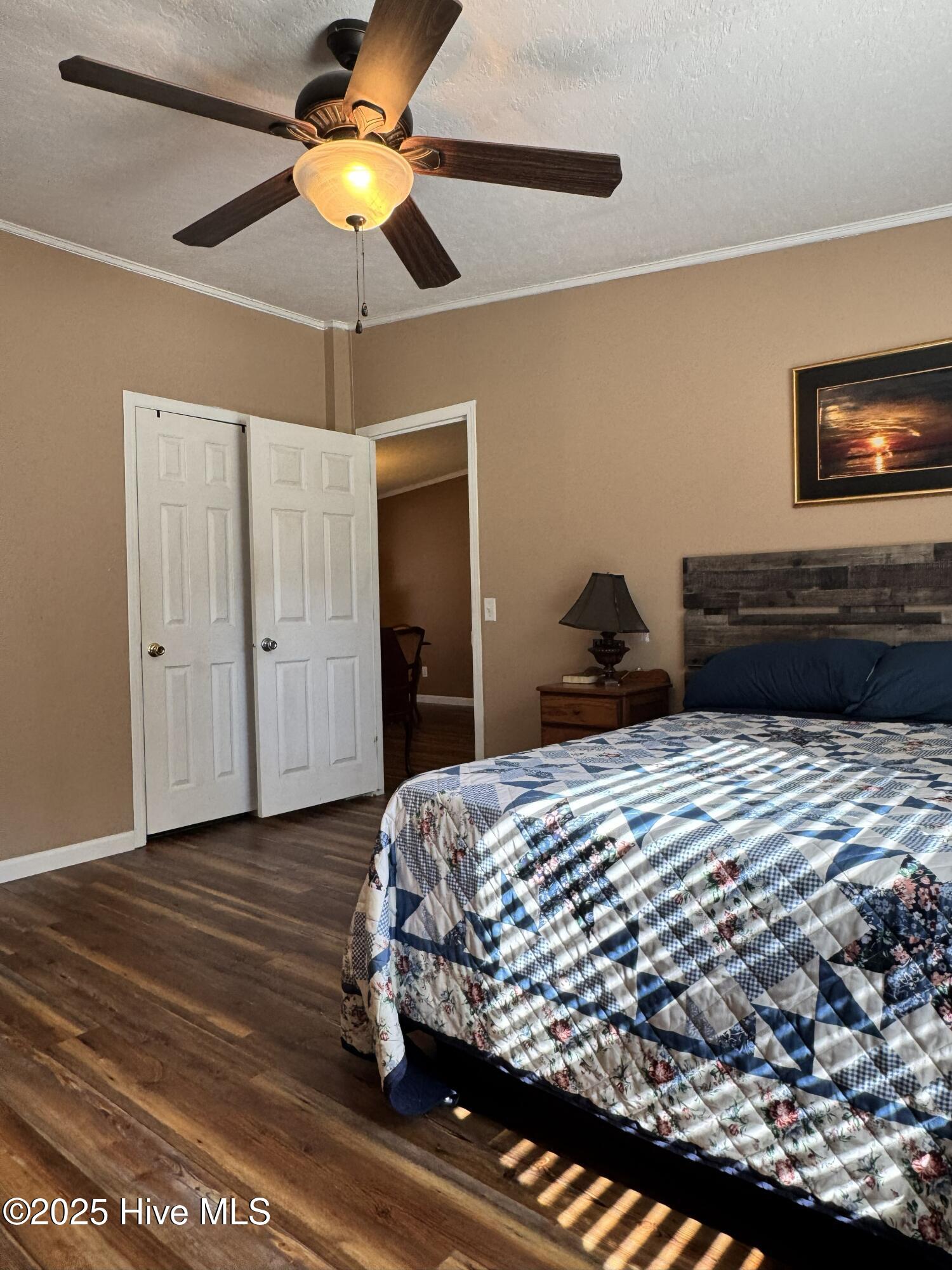 100538236 | Photo 21