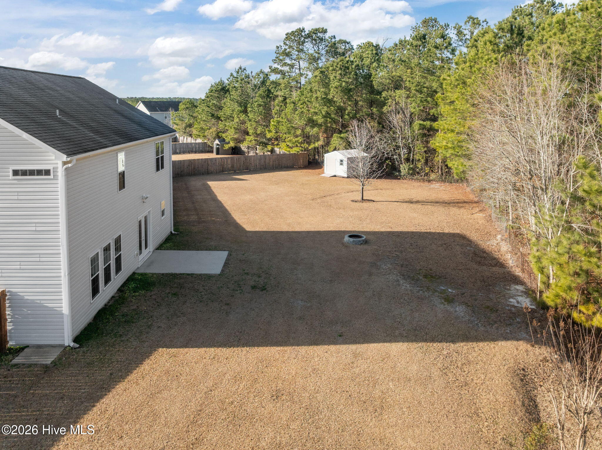 100547738 | Photo 38