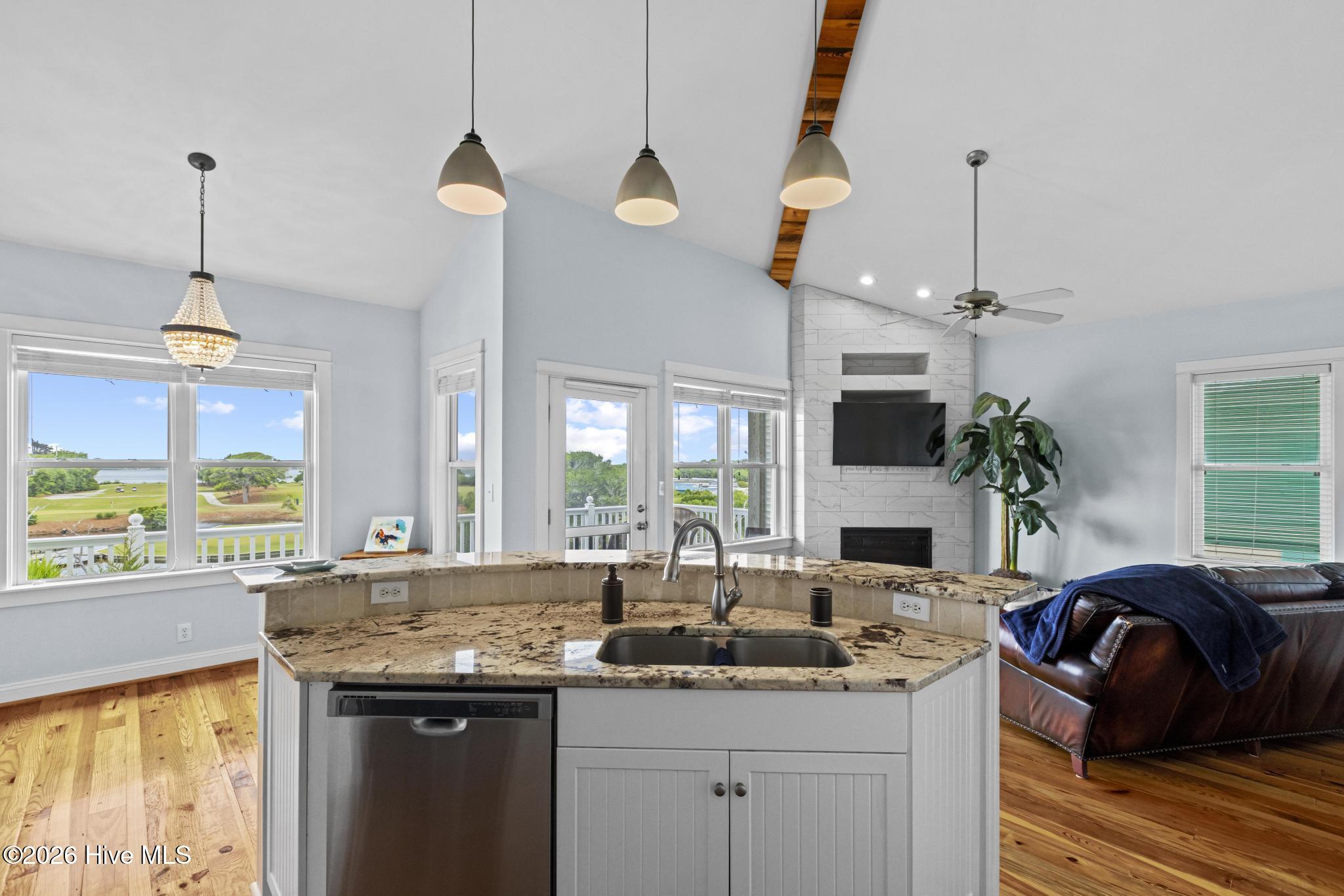 112 Oakleaf Drive 1003-A,Pine Knoll Shores