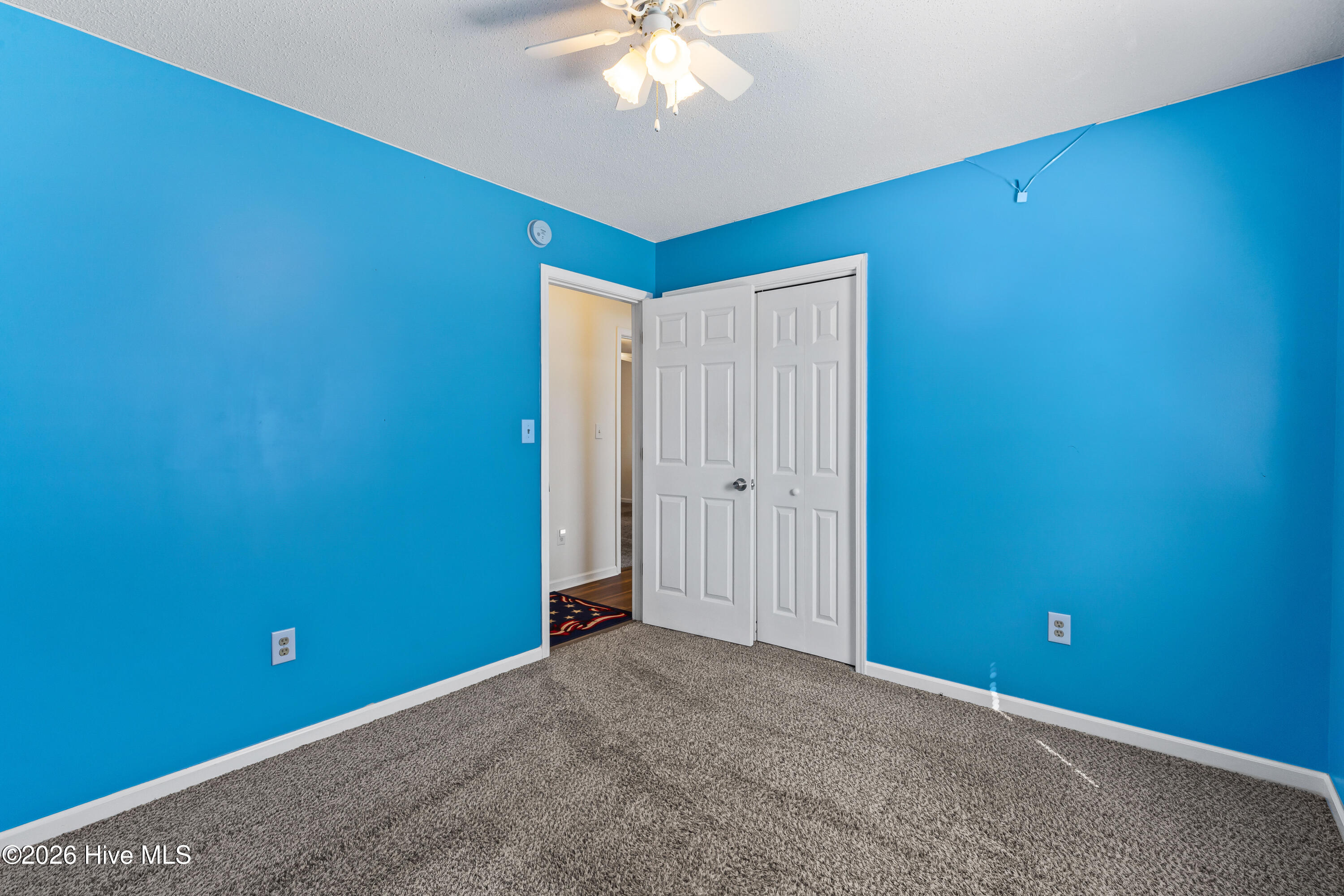 100564268 | Photo 20