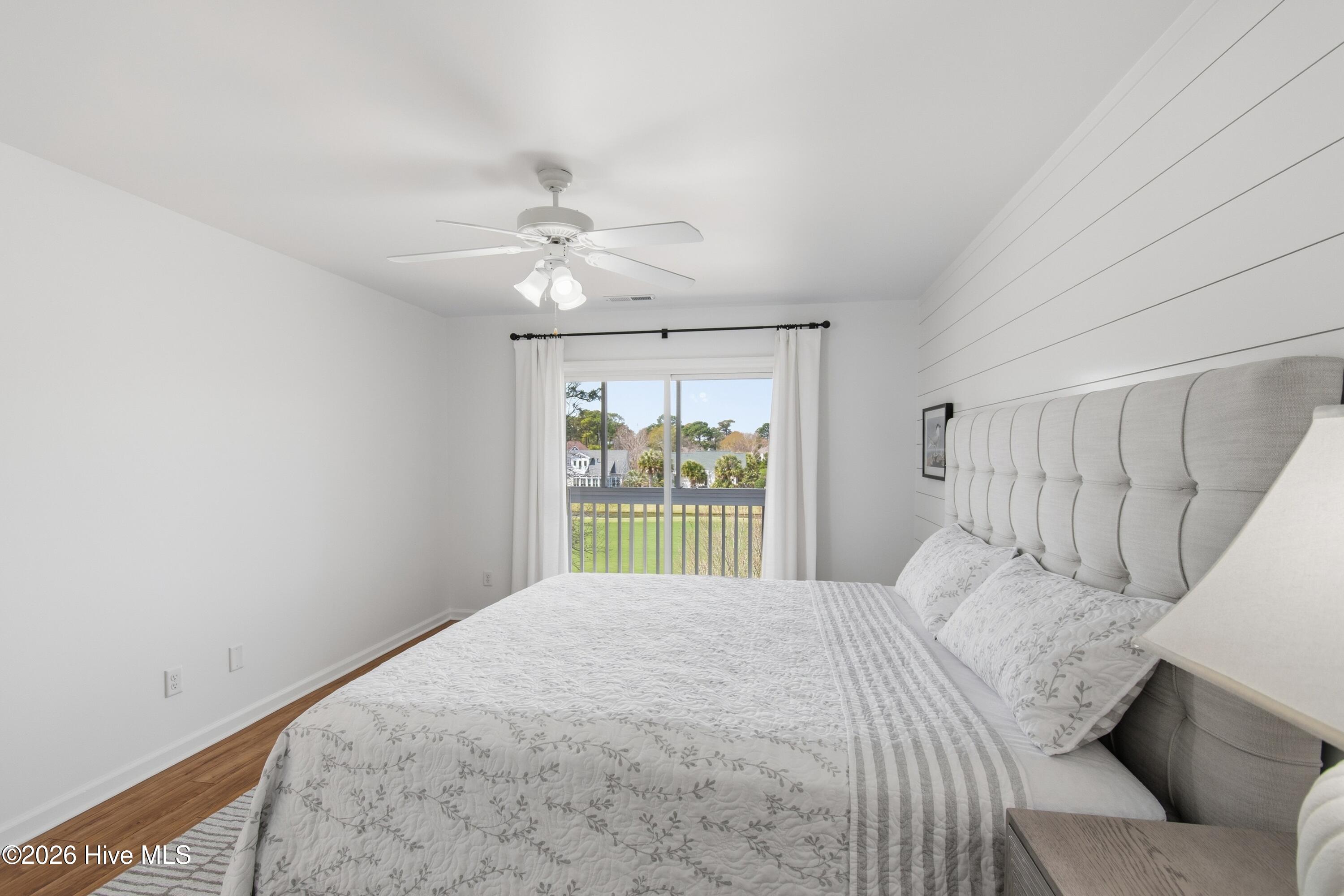 100562563 | Photo 16