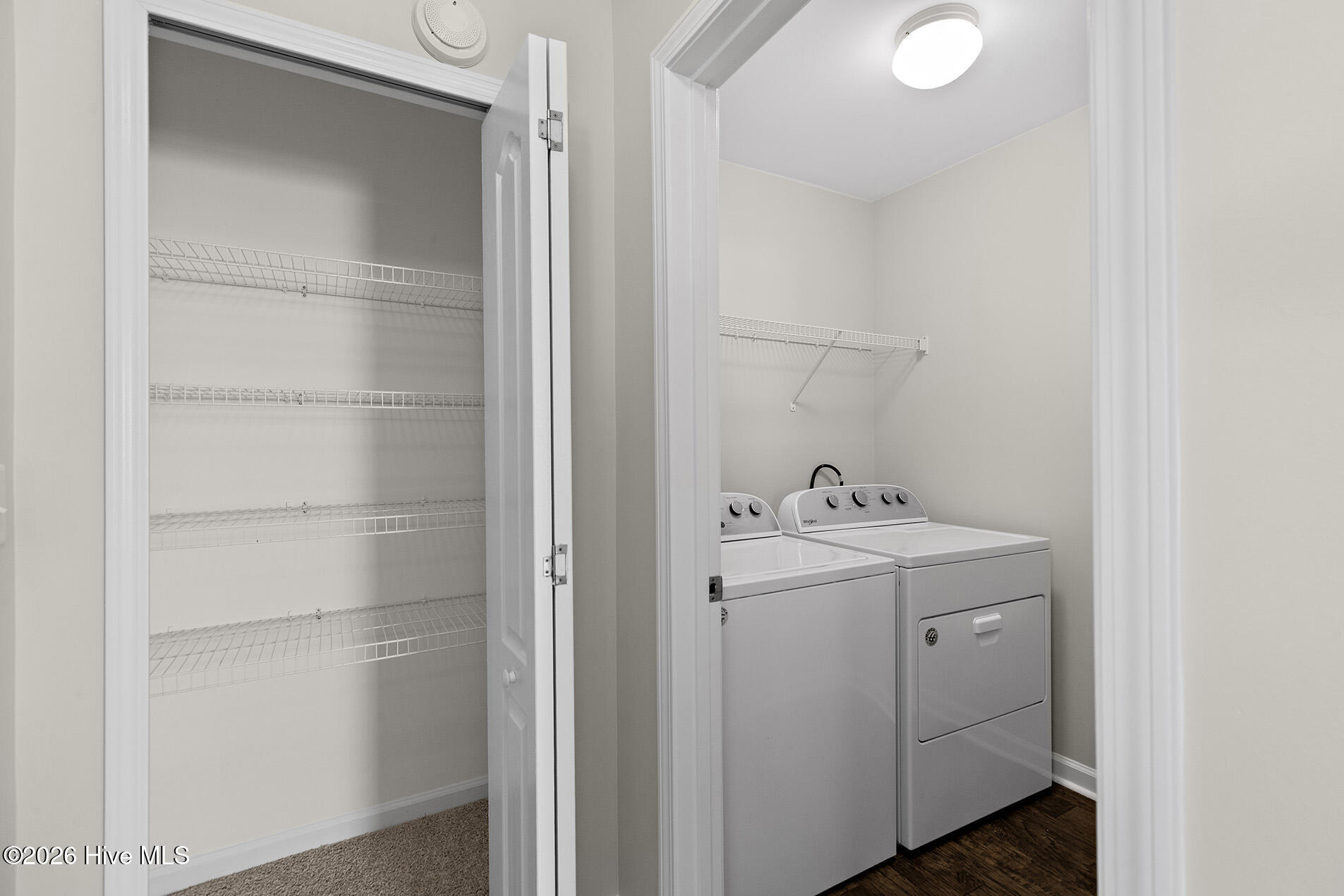 100547930 | Photo 16