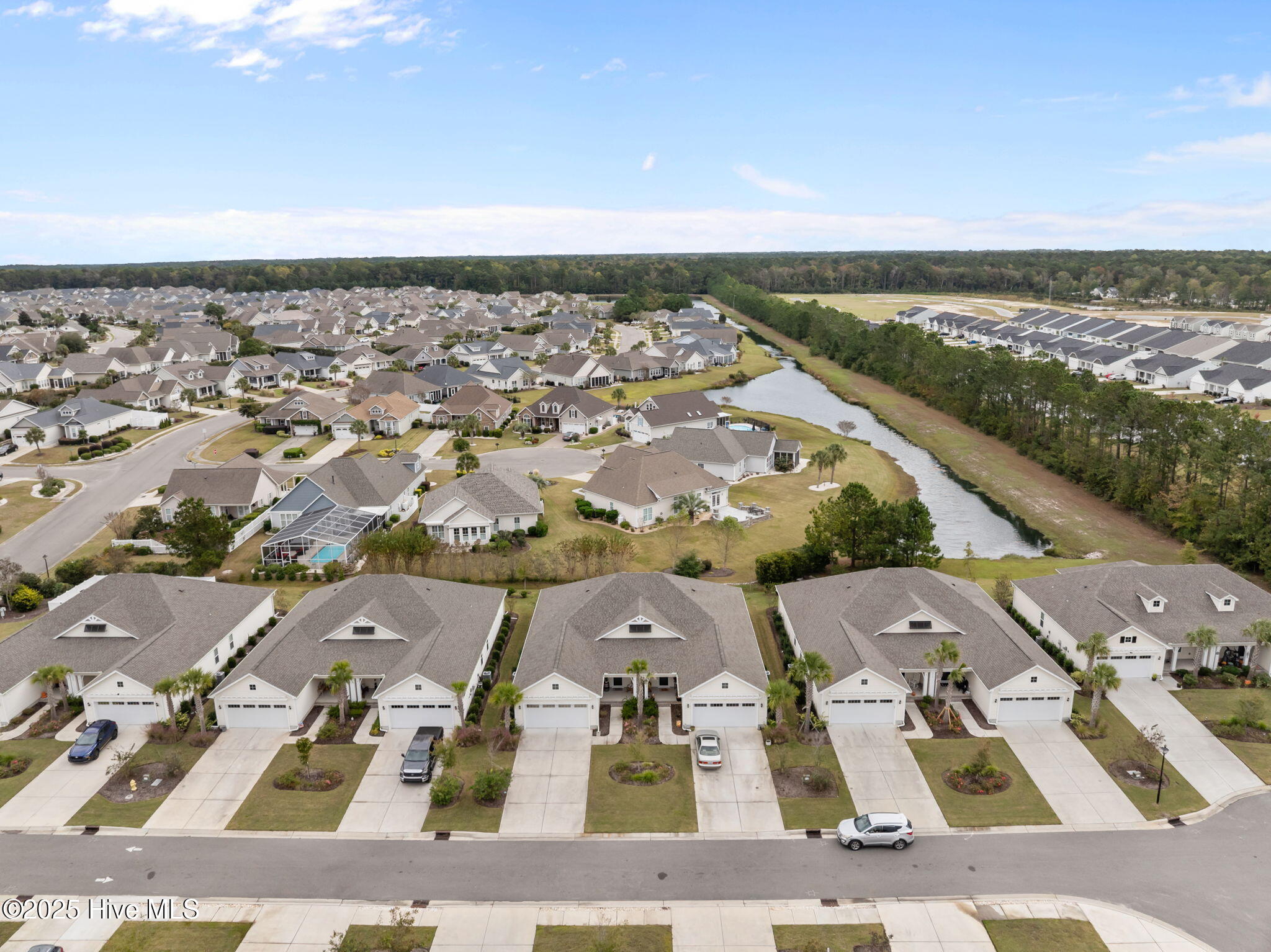 100539451 | Photo 50