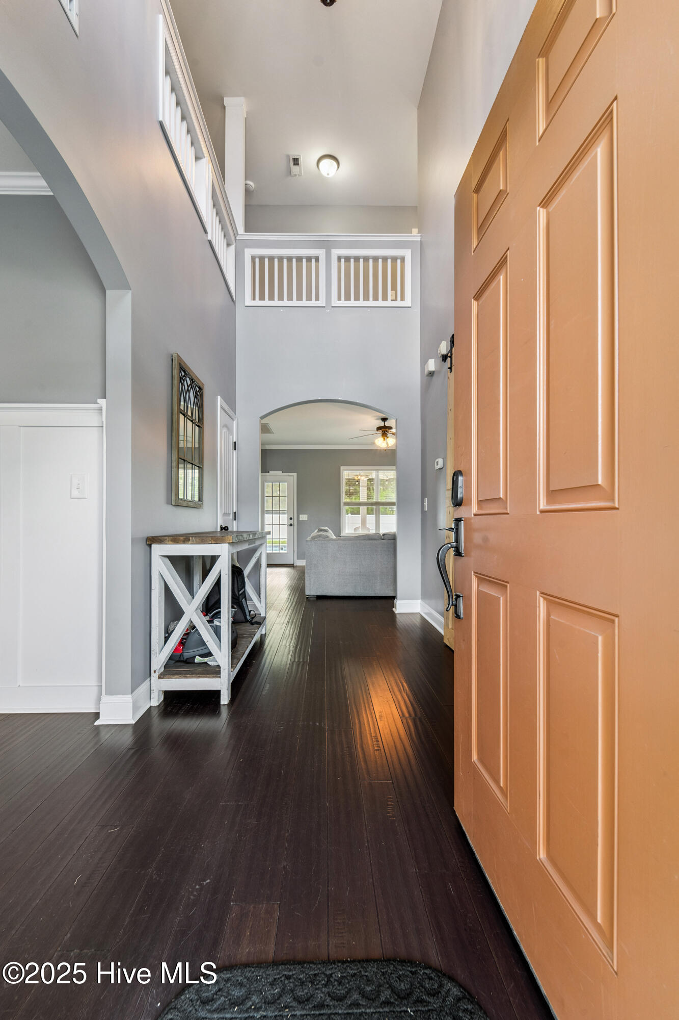 100516932 | Photo 13