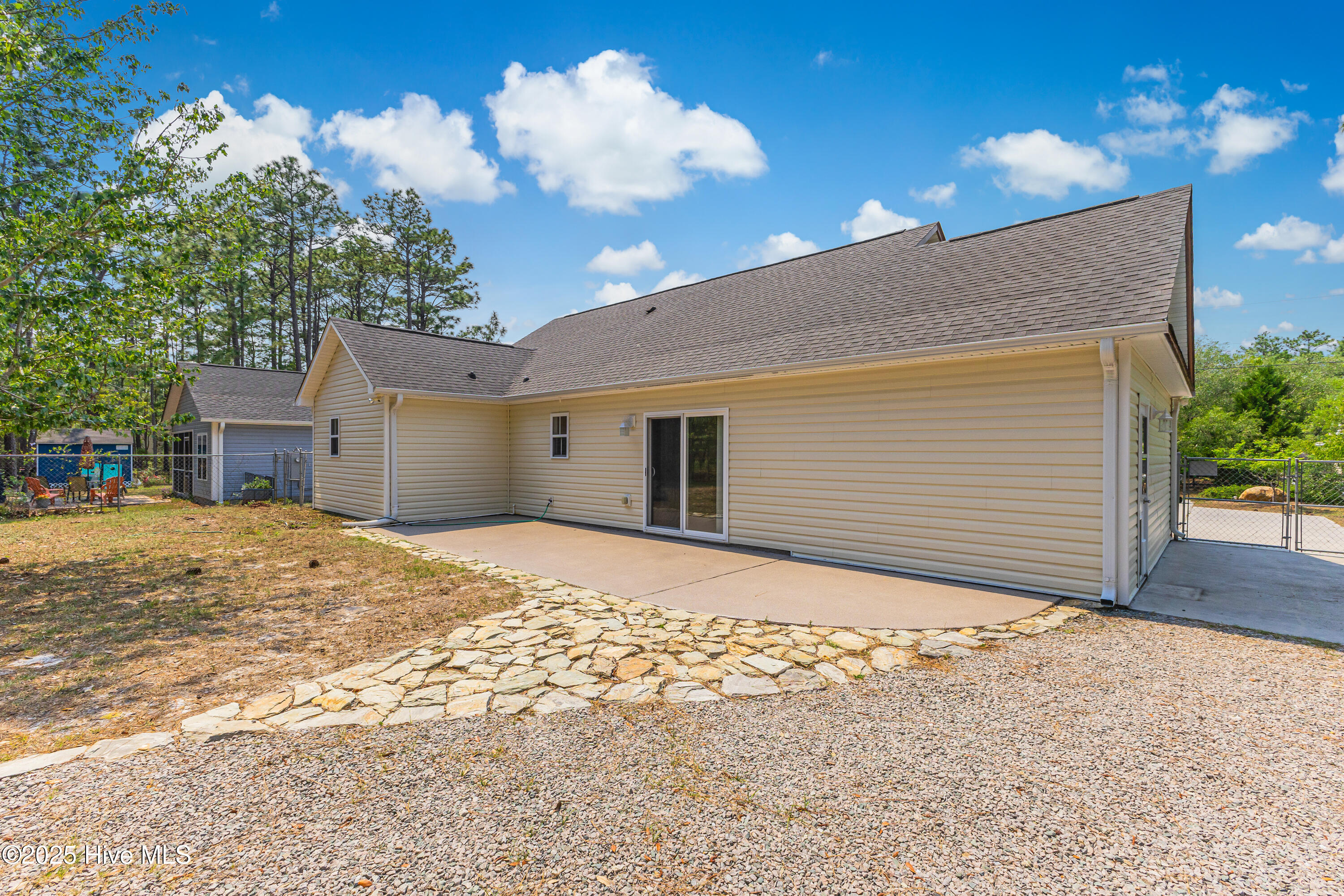 100505553 | Photo 32