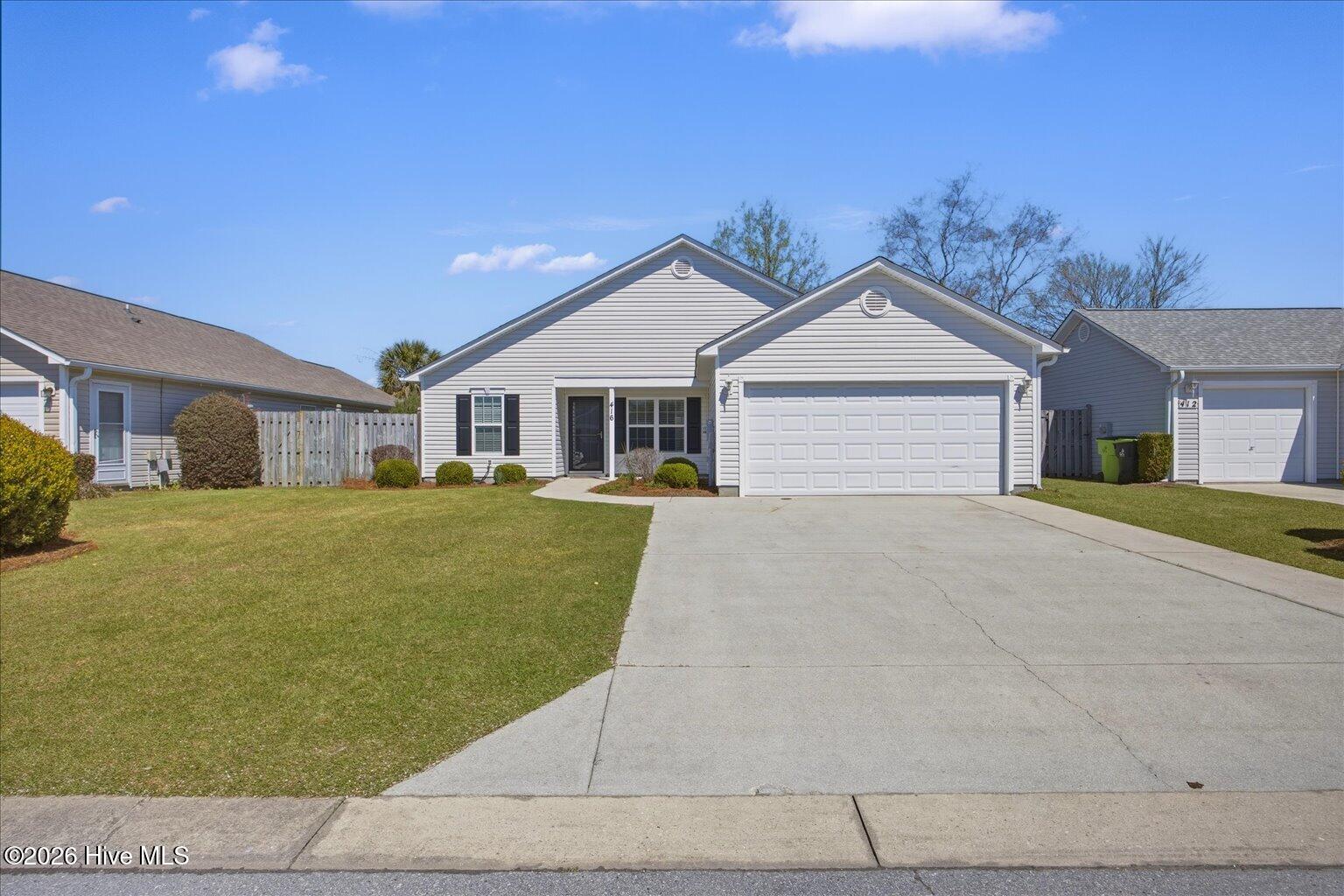 100561166 | Photo 35