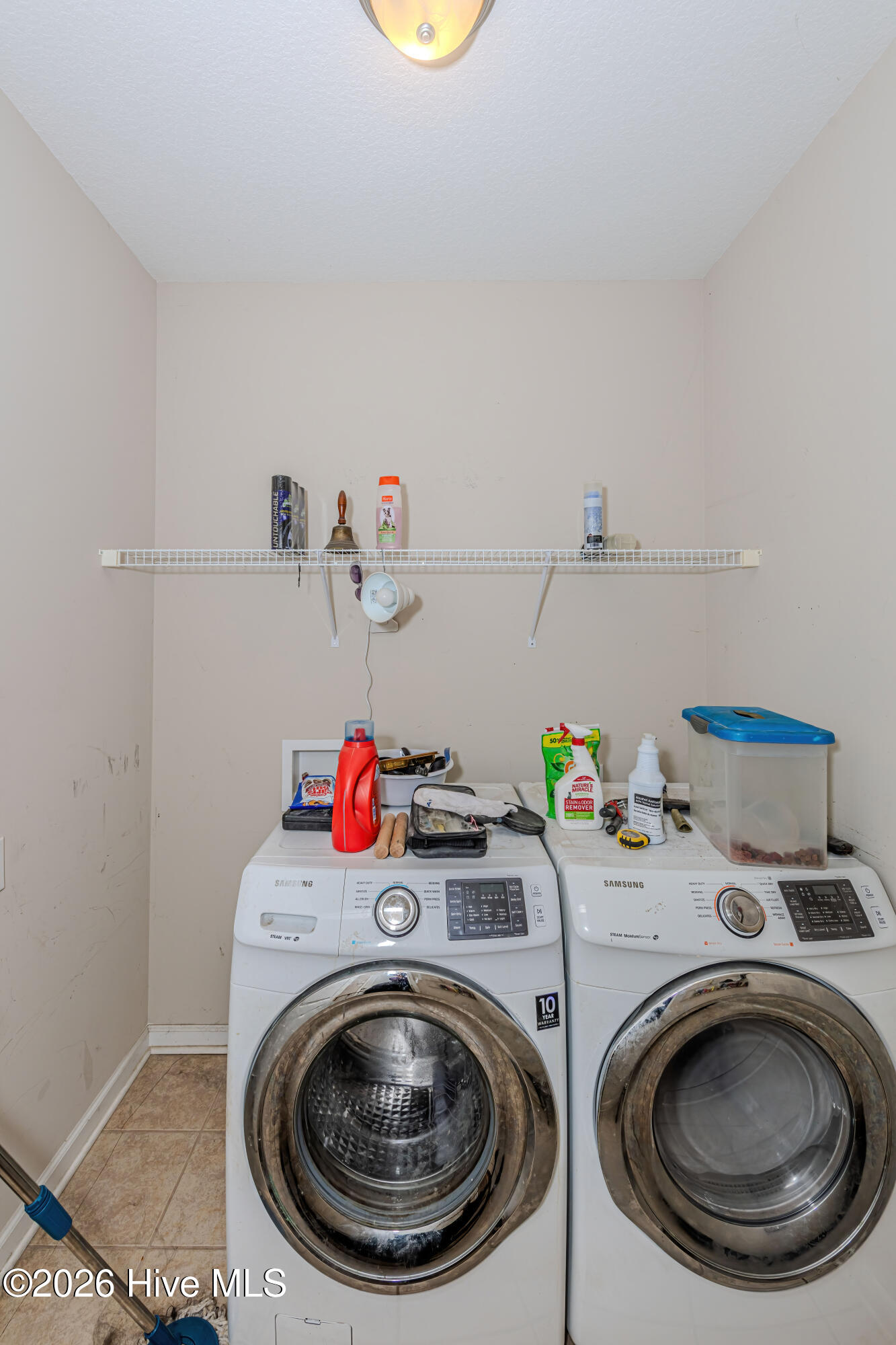 100549847 | Photo 19