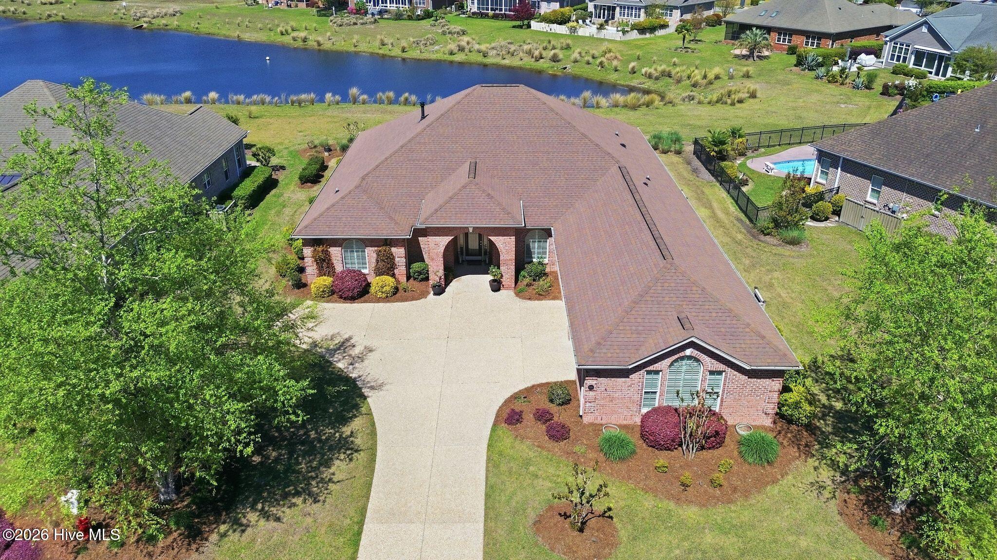 100565235 | Photo 74