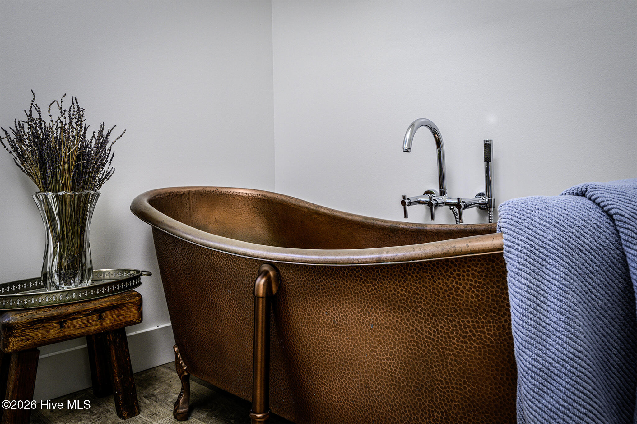 Raw Copper for Healing and Style