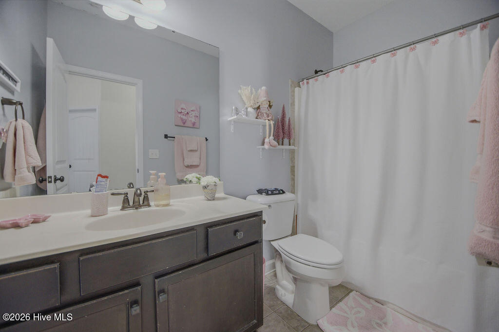 100565679 | Photo 31