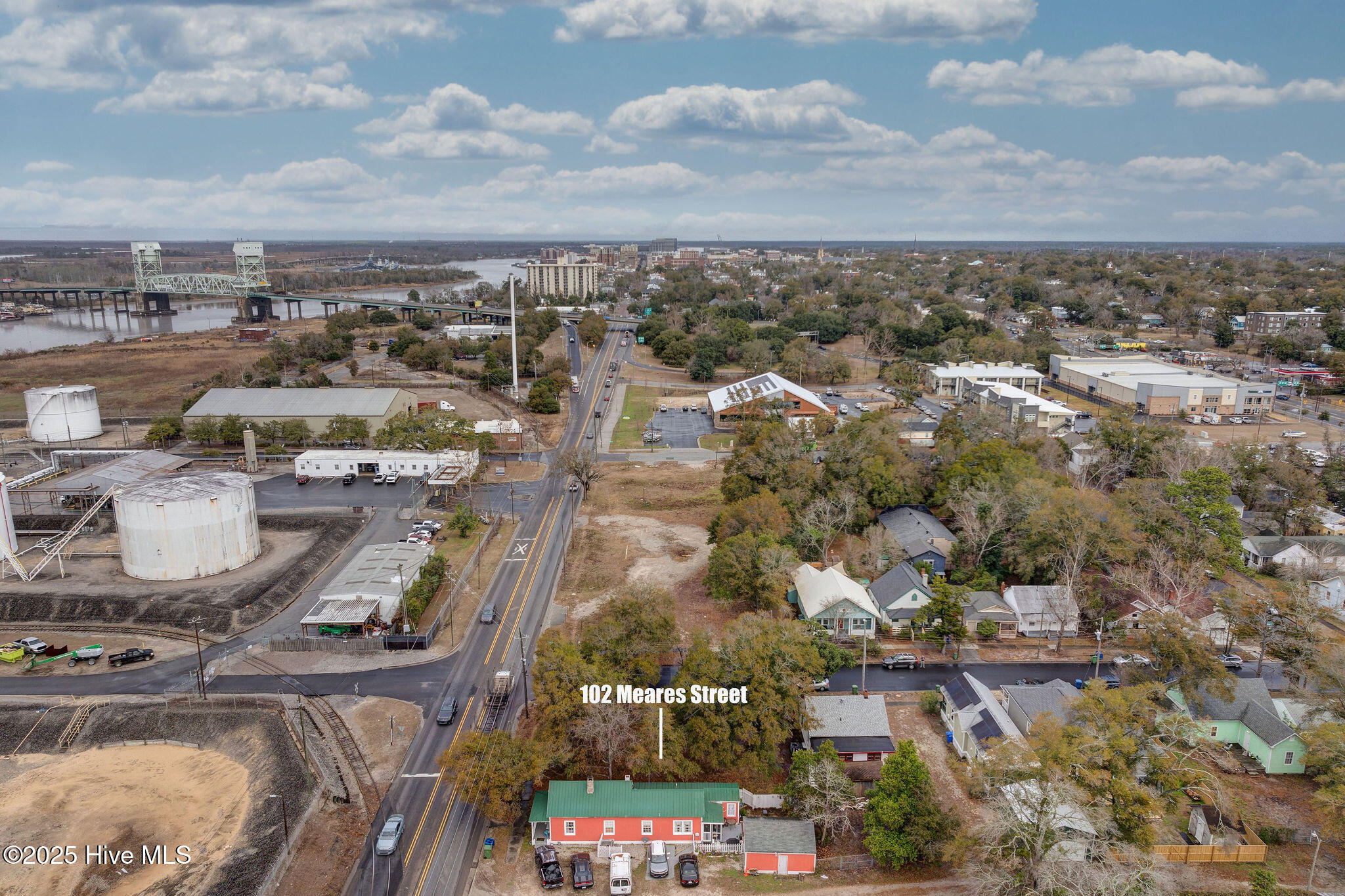 100492801 | Photo 12