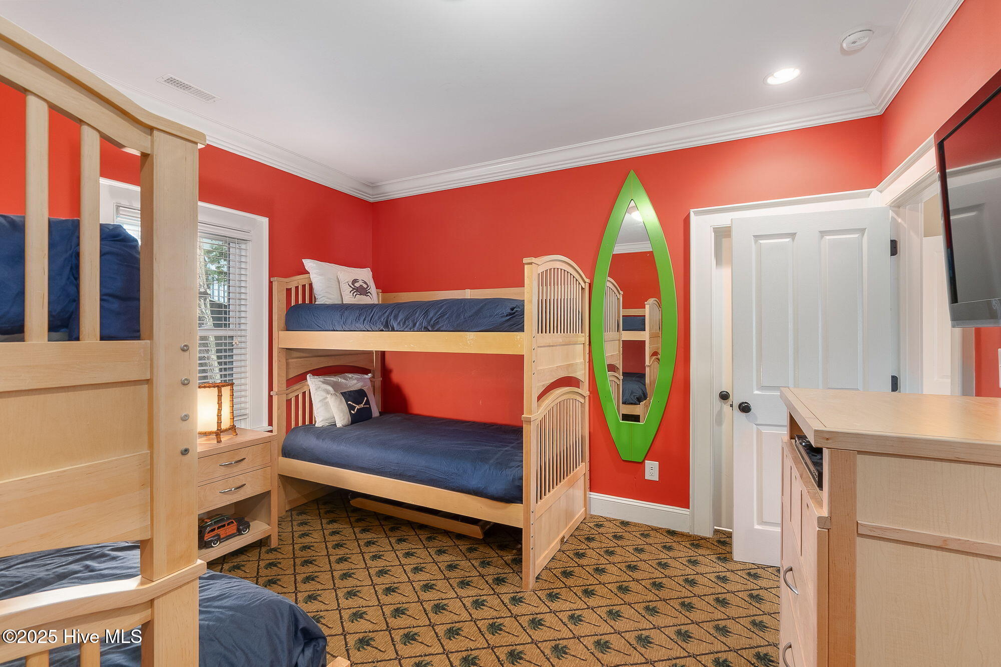 100536306 | Photo 20