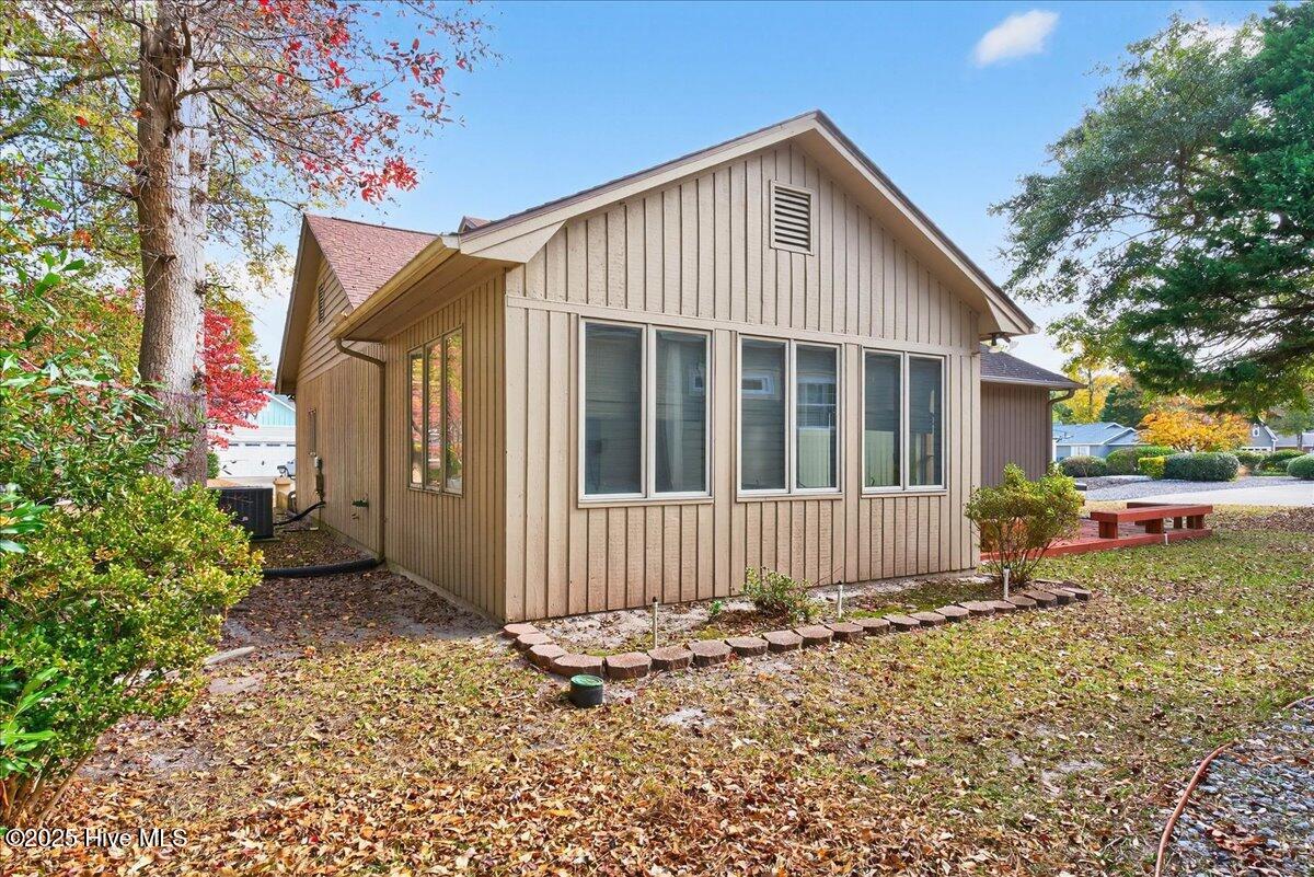 Homes for sale in Ocean Isle Beach, NC | 1618 Woodland Ct Sw, Ocean Isle Beach, NC 28469 | MLS# 100542337