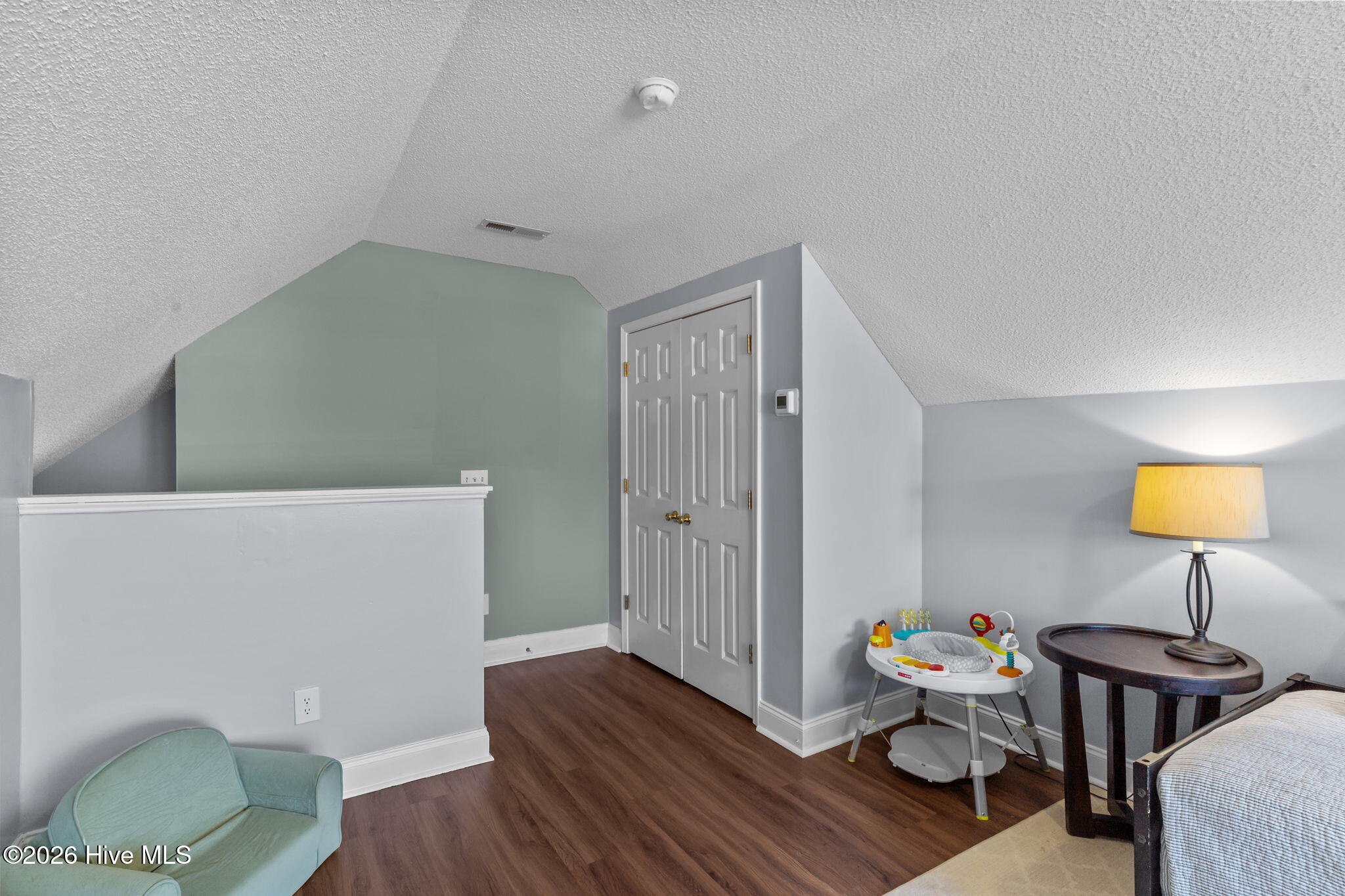 100556757 | Photo 34