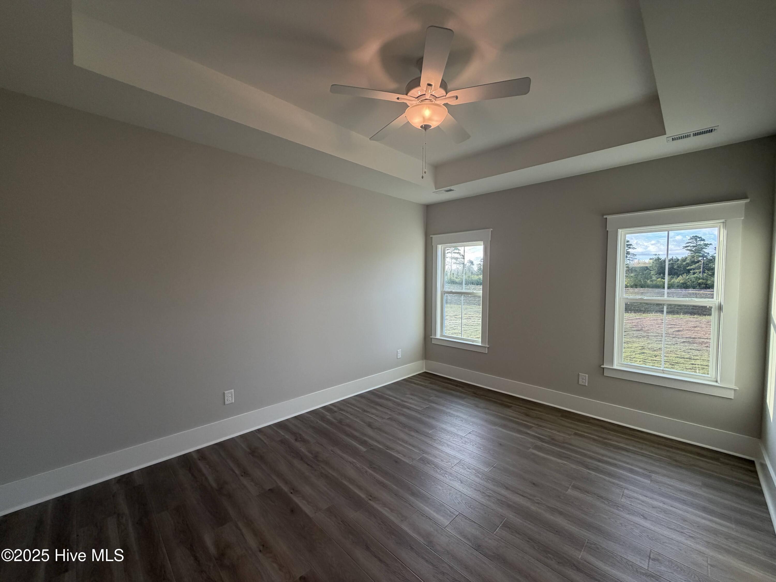 100493805 | Photo 16