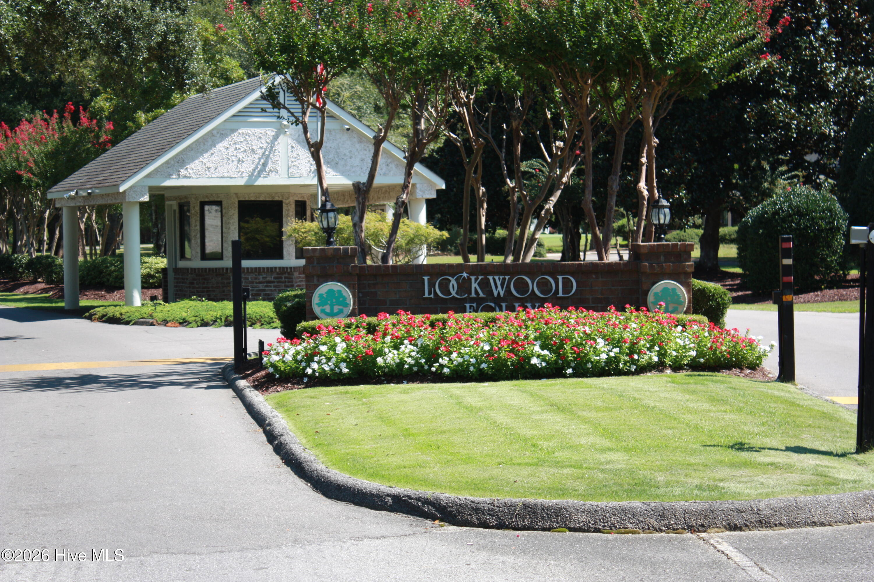 100567872 | Photo 52