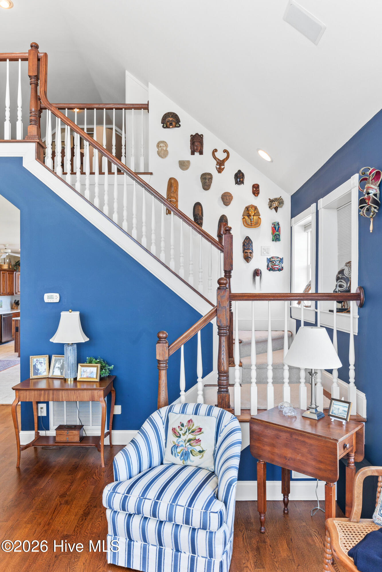 100558042 | Photo 14