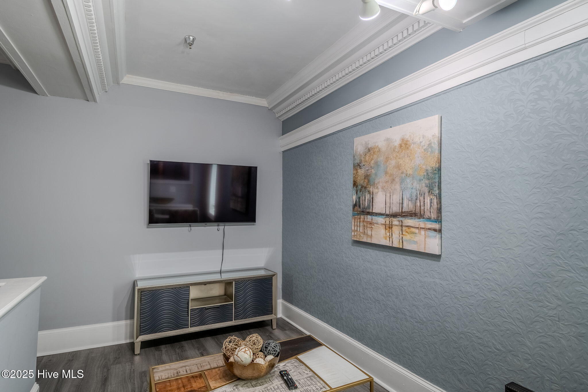 100484650 | Photo 18