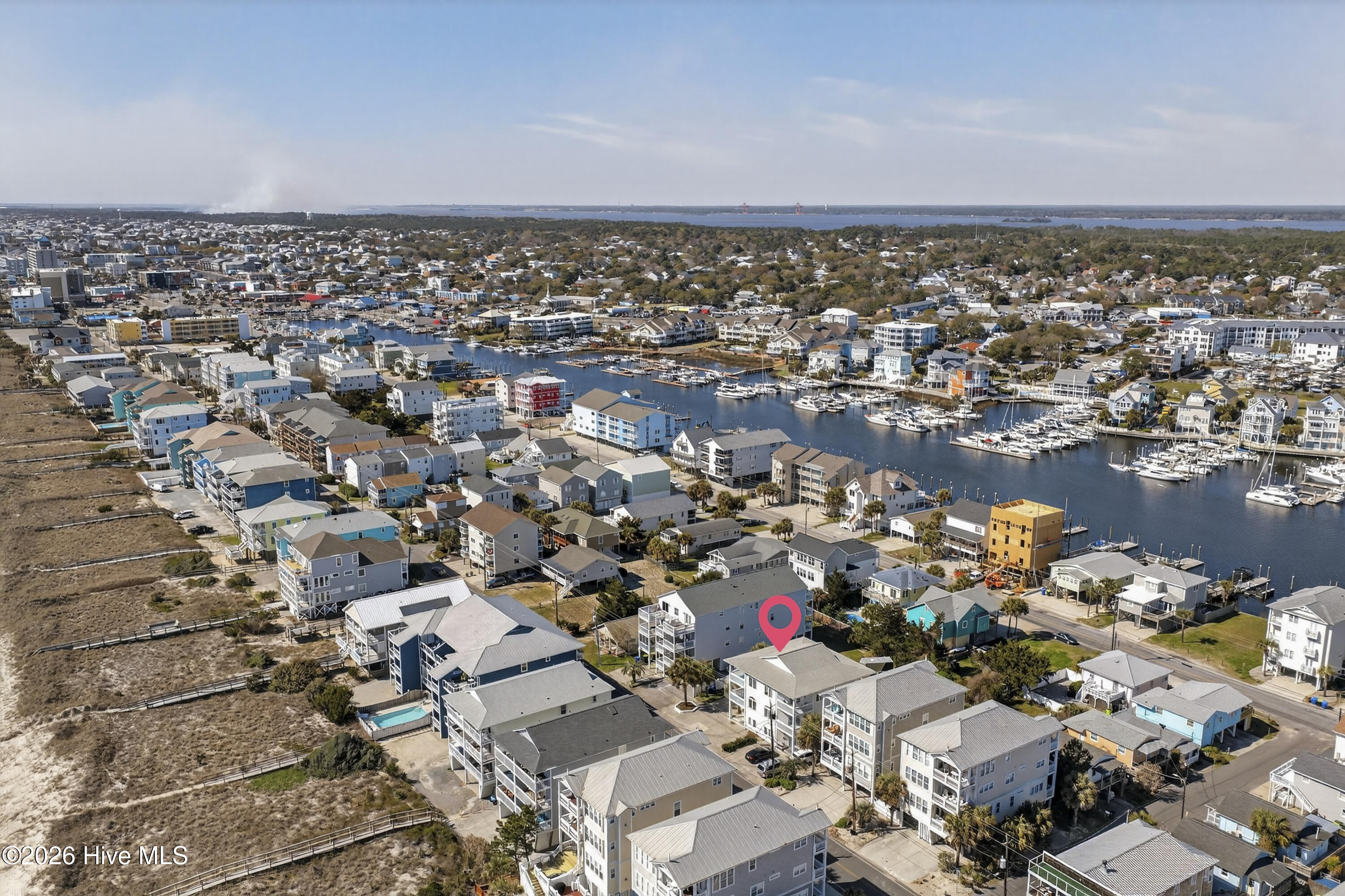 100561786 | Photo 25