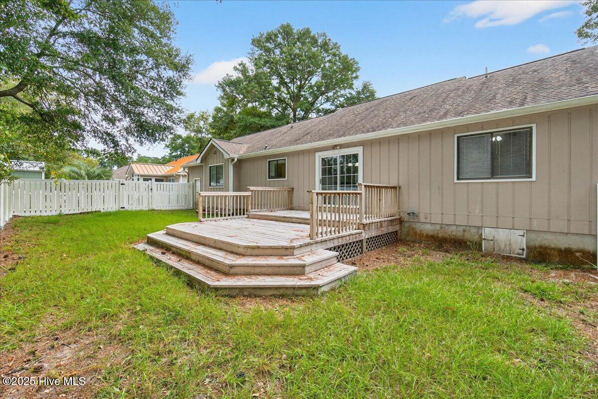 100531435 | Photo 38