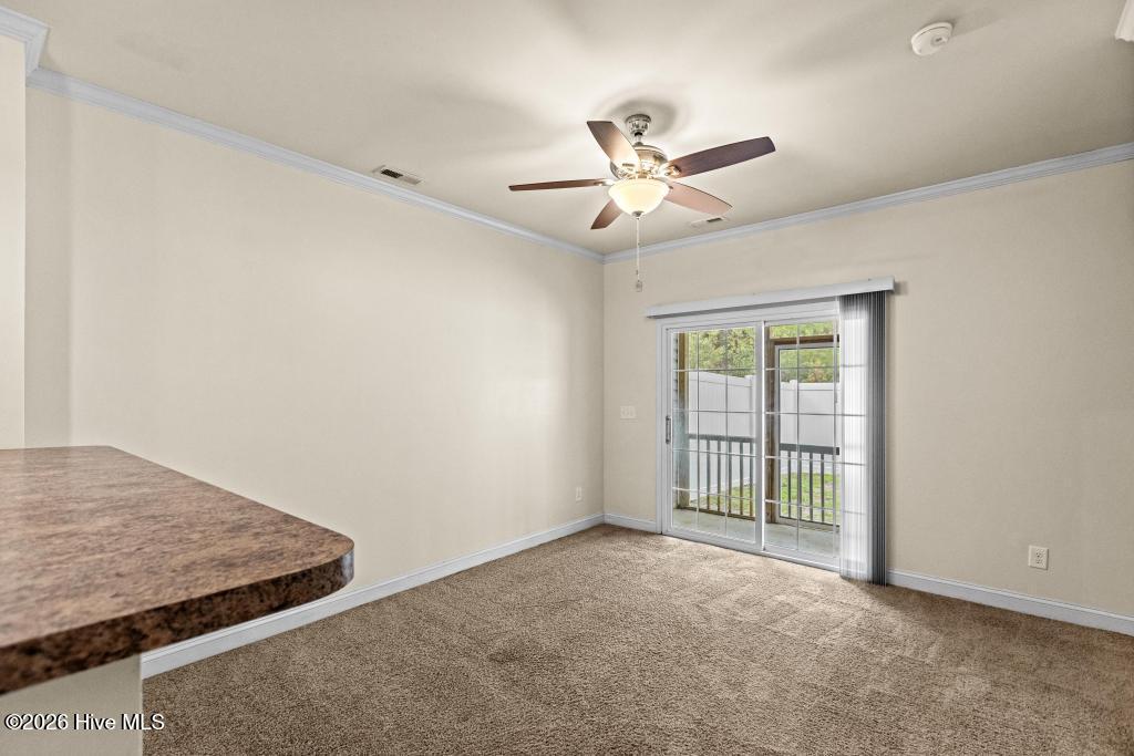 100558554 | Photo 12