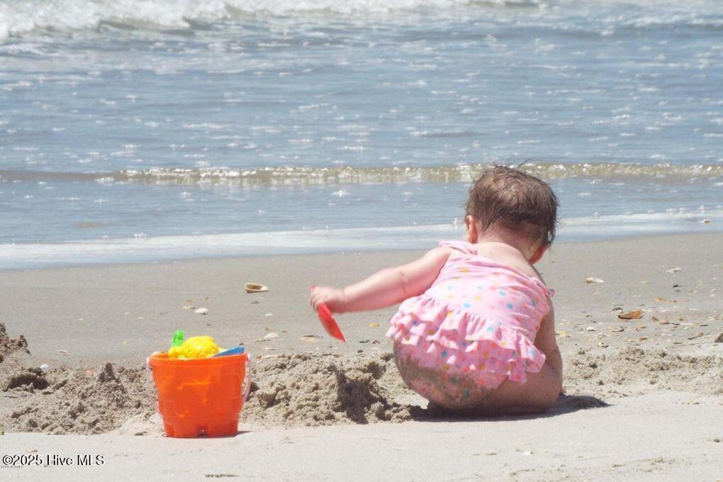 100533806 | Photo 56